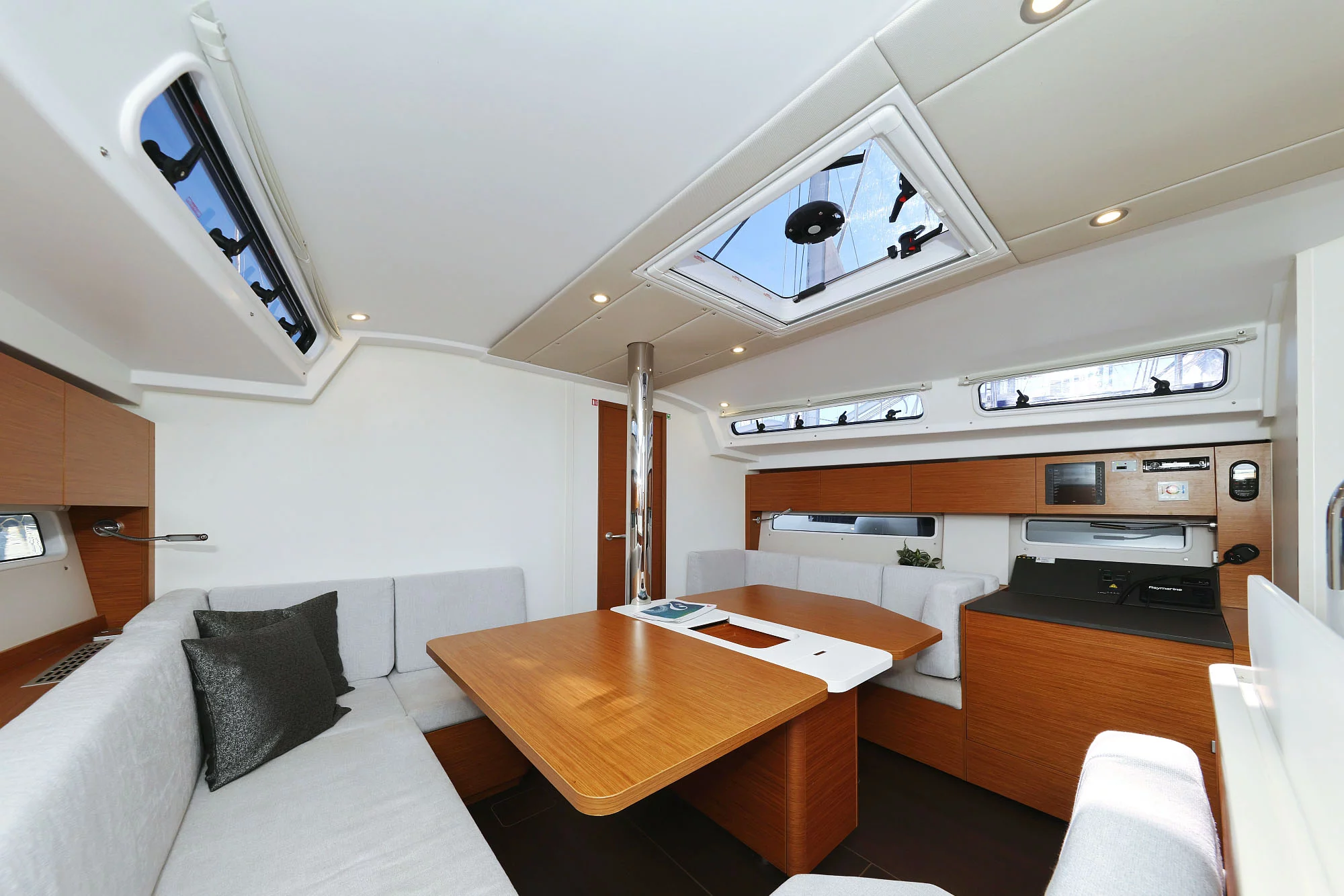 Hanse 410 (Bela)  - 10