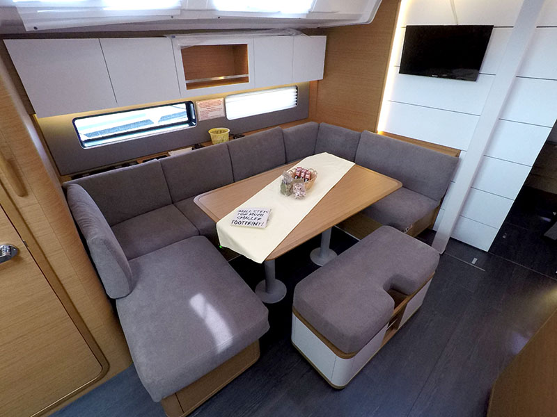 Dufour 41 - 3 cab. — photo 11