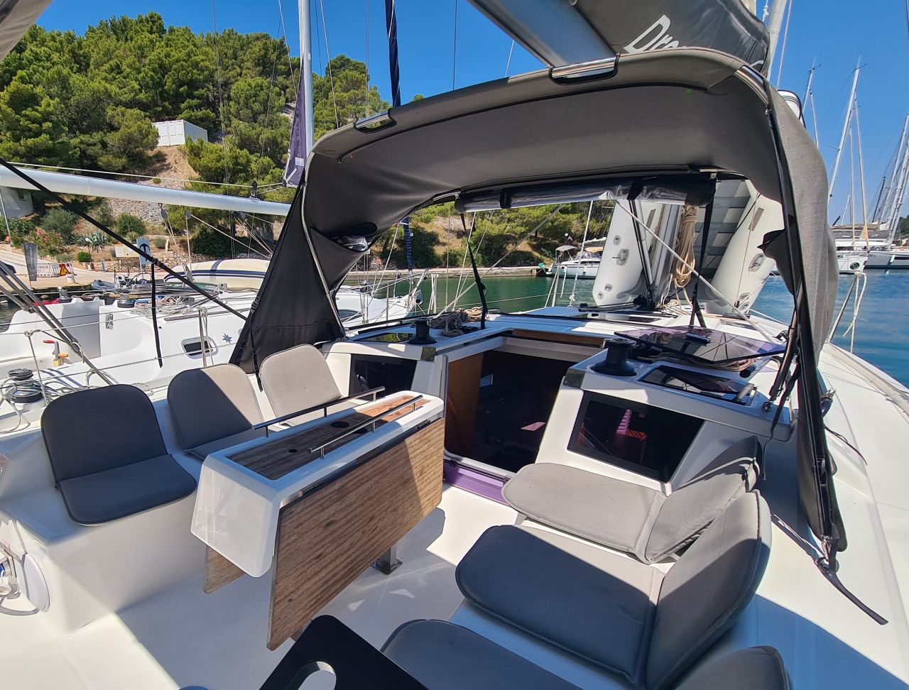 Dufour 37 - 3 cab. — photo 8