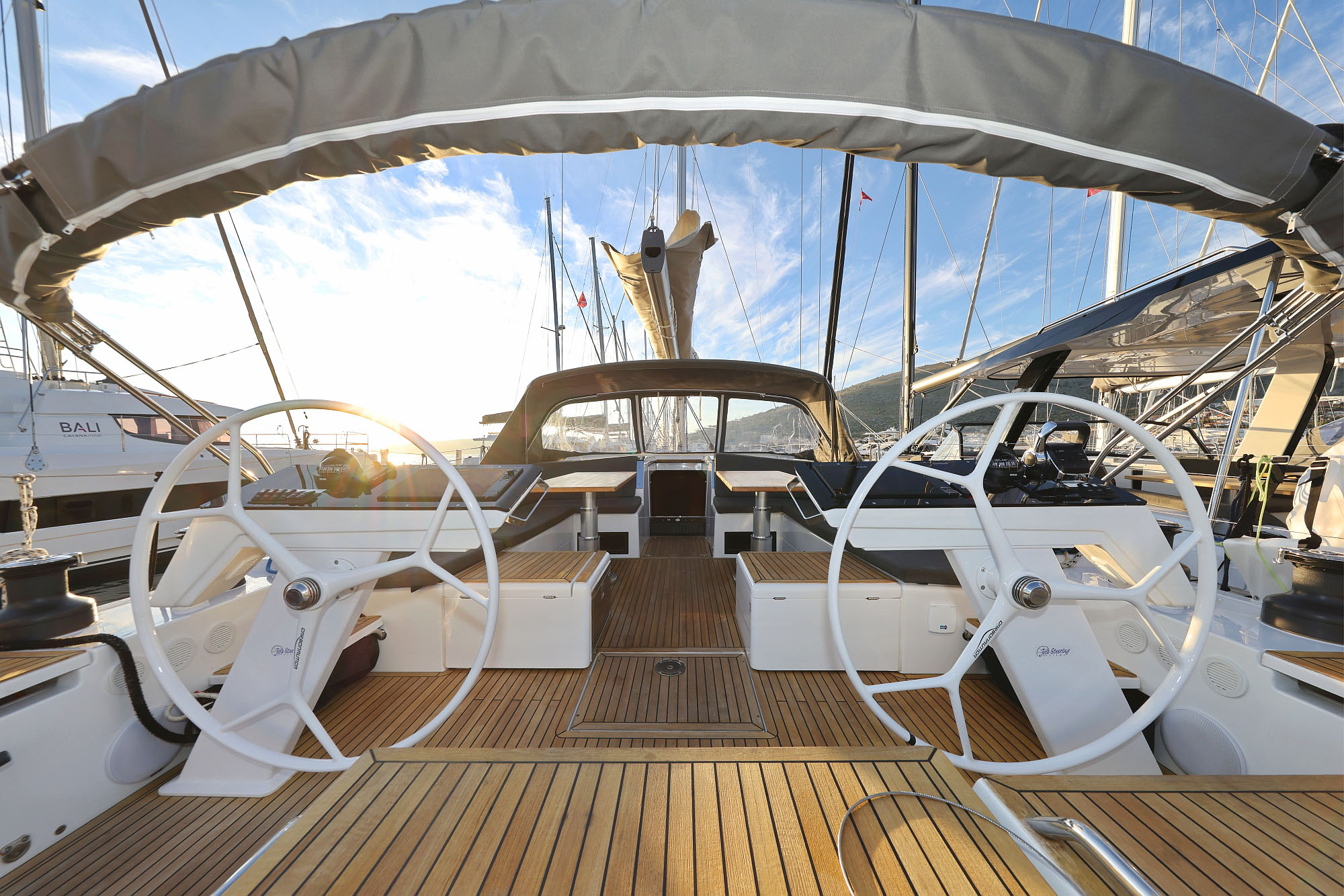Hanse 510 - 4 + 1 cab. — photo 3