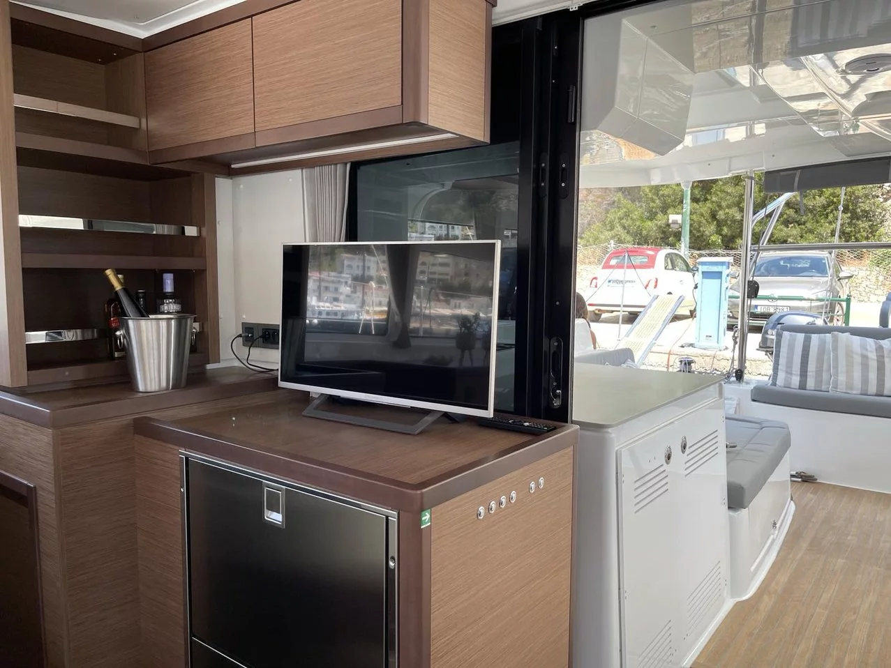 Lagoon 46 - 4 + 2 cab. (Grand Blue)  - 10