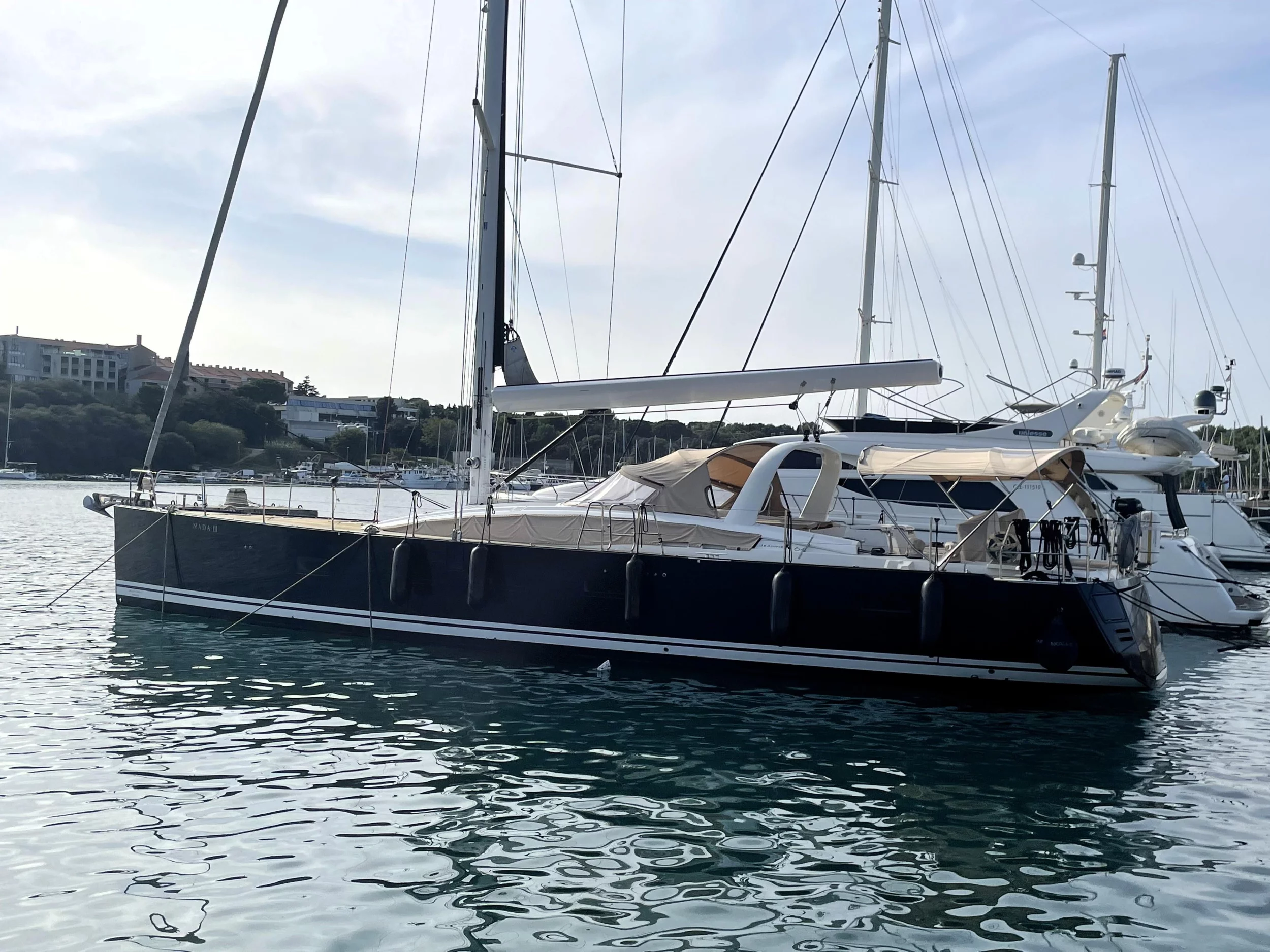 Jeanneau 64 - 4 cab. (Nada III)  - 2