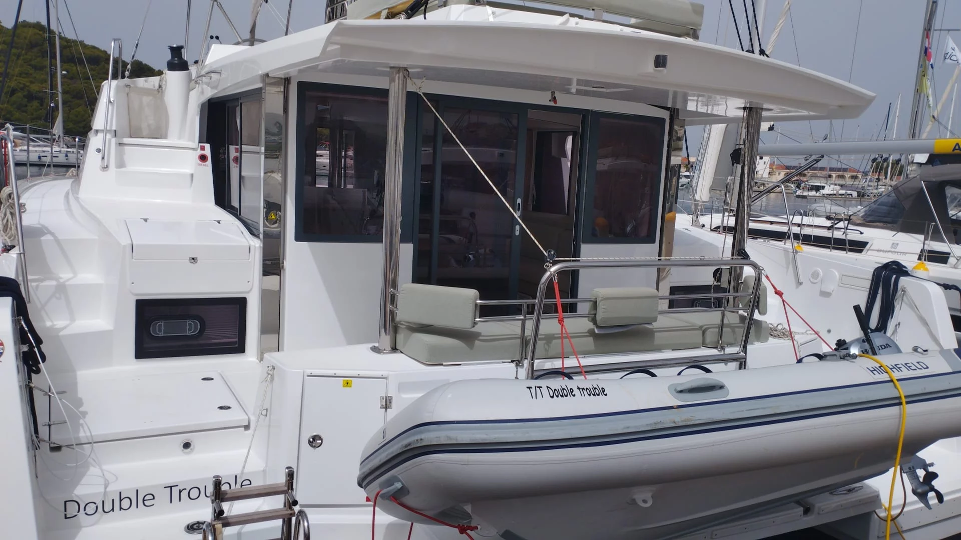 Bali 4.4 - 4 + 2 cab. (Double Trouble)  - 4