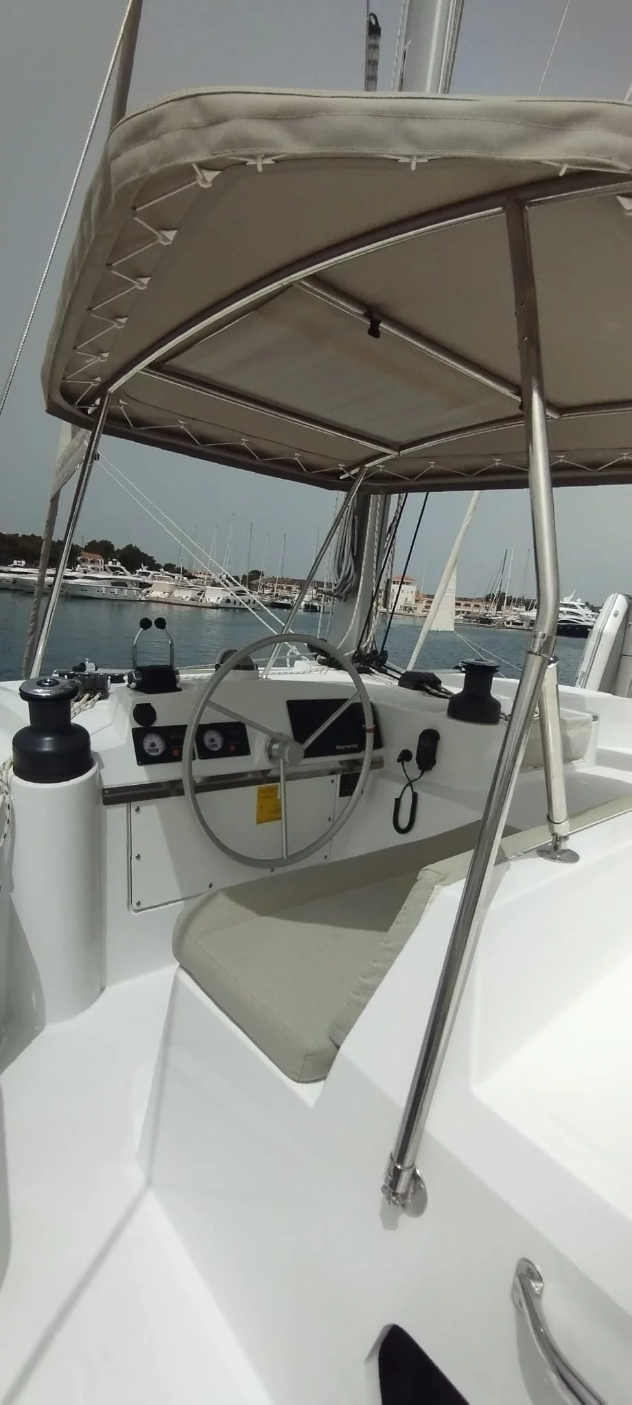 Bali 4.4 - 4 + 2 cab. (Double Trouble)  - 5