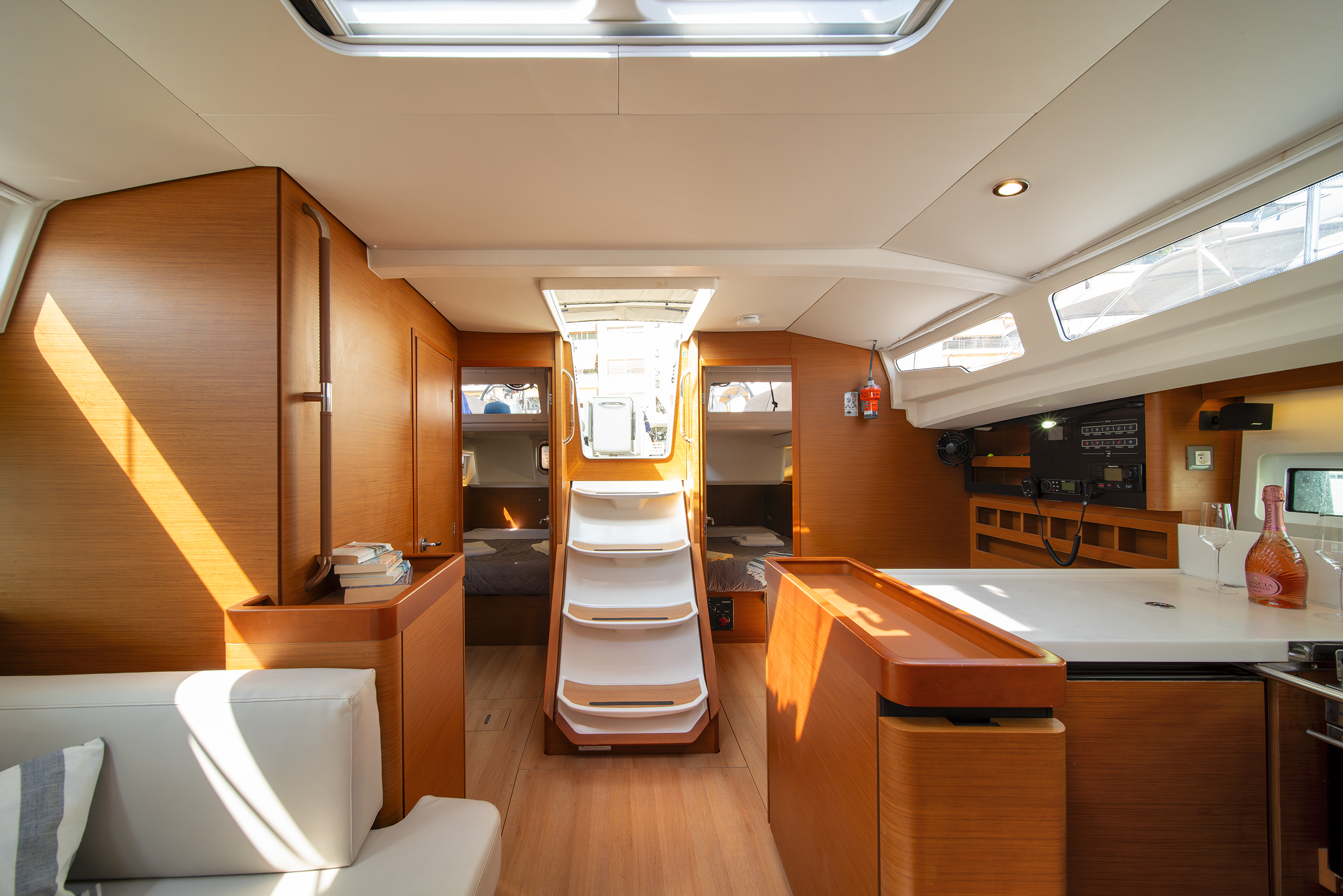 Sun Odyssey 440 - 4 cab. — photo 13