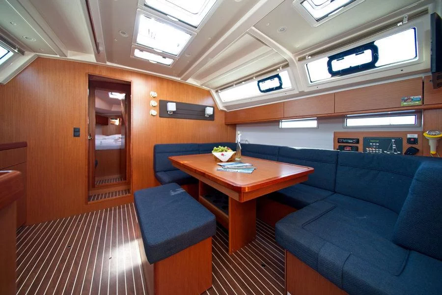Bavaria Cruiser 46 - 4 cab. (MH 84)  - 2