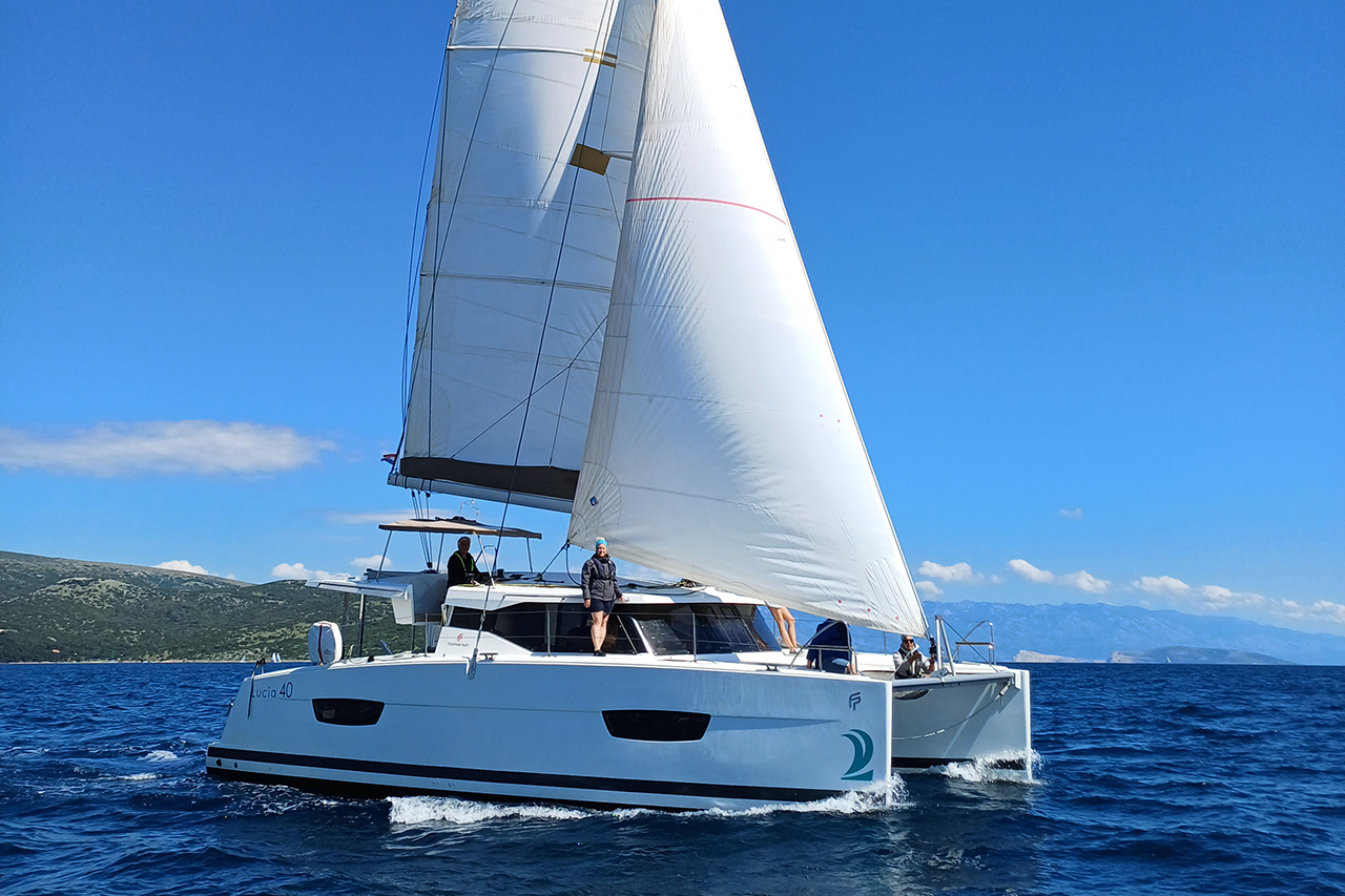 Photo #1 - Fountaine Pajot Lucia 40 - 4 cab. (Luce) in Krk - 39291