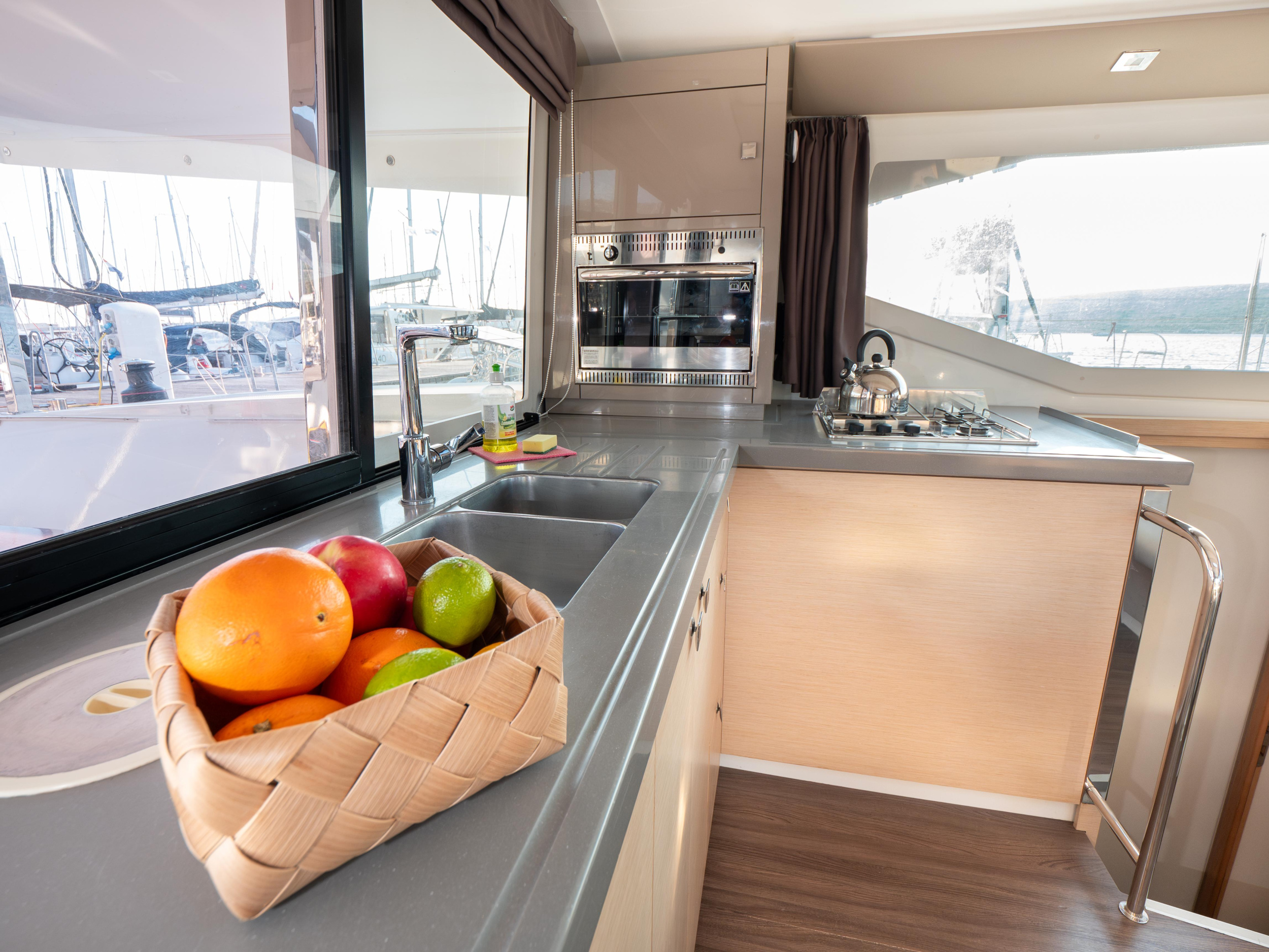 Fountaine Pajot Lucia 40 - 4 cab. — photo 8