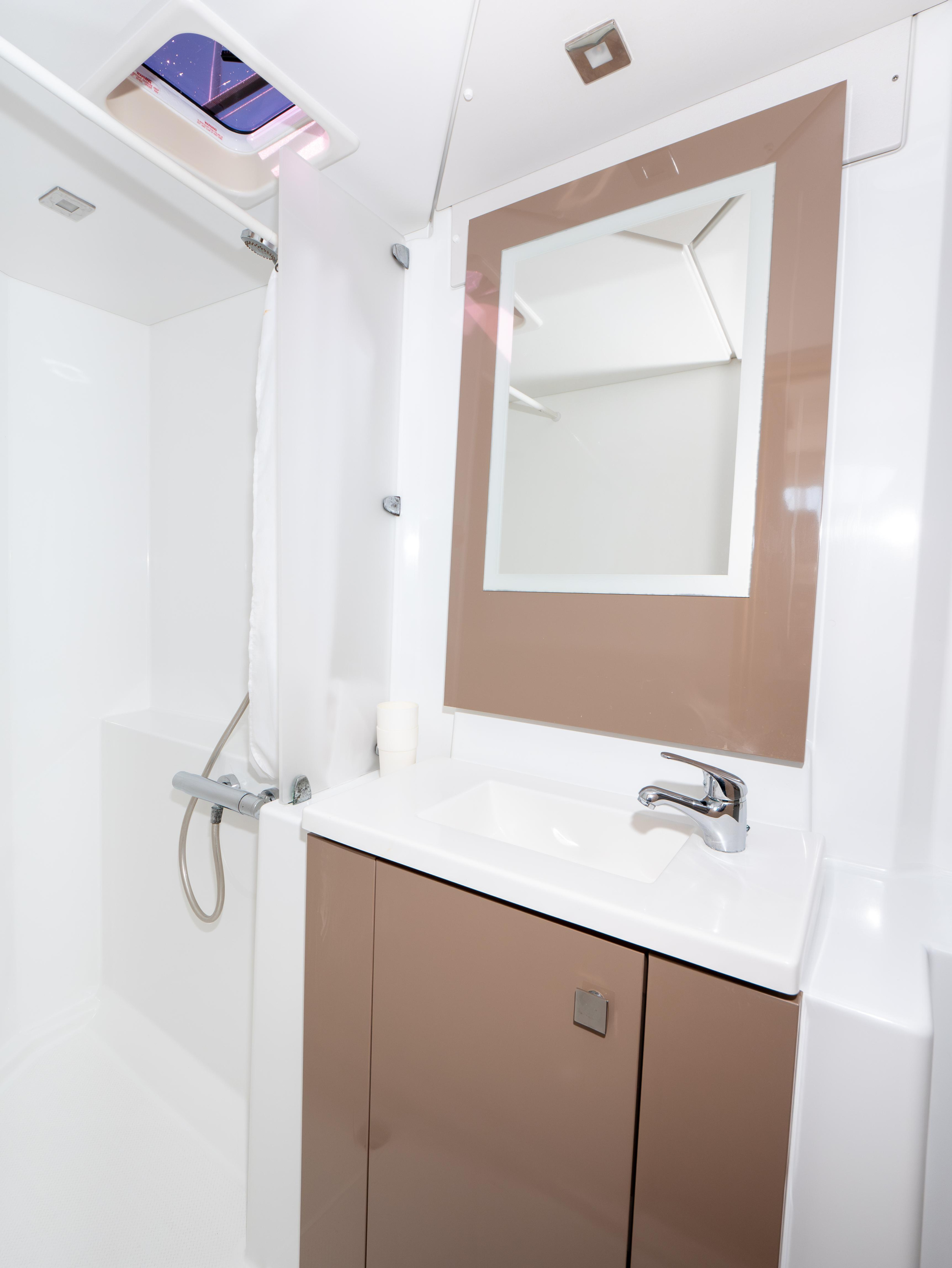 Fountaine Pajot Lucia 40 - 4 cab. — photo 17