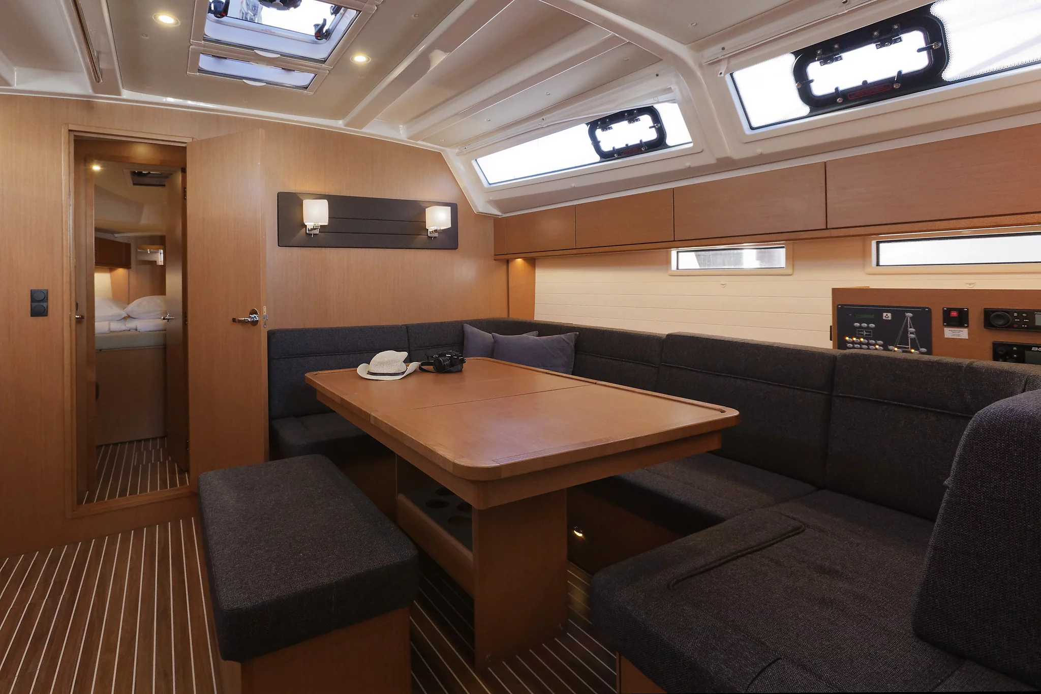 Bavaria Cruiser 46 - 4 cab. (Val)  - 18