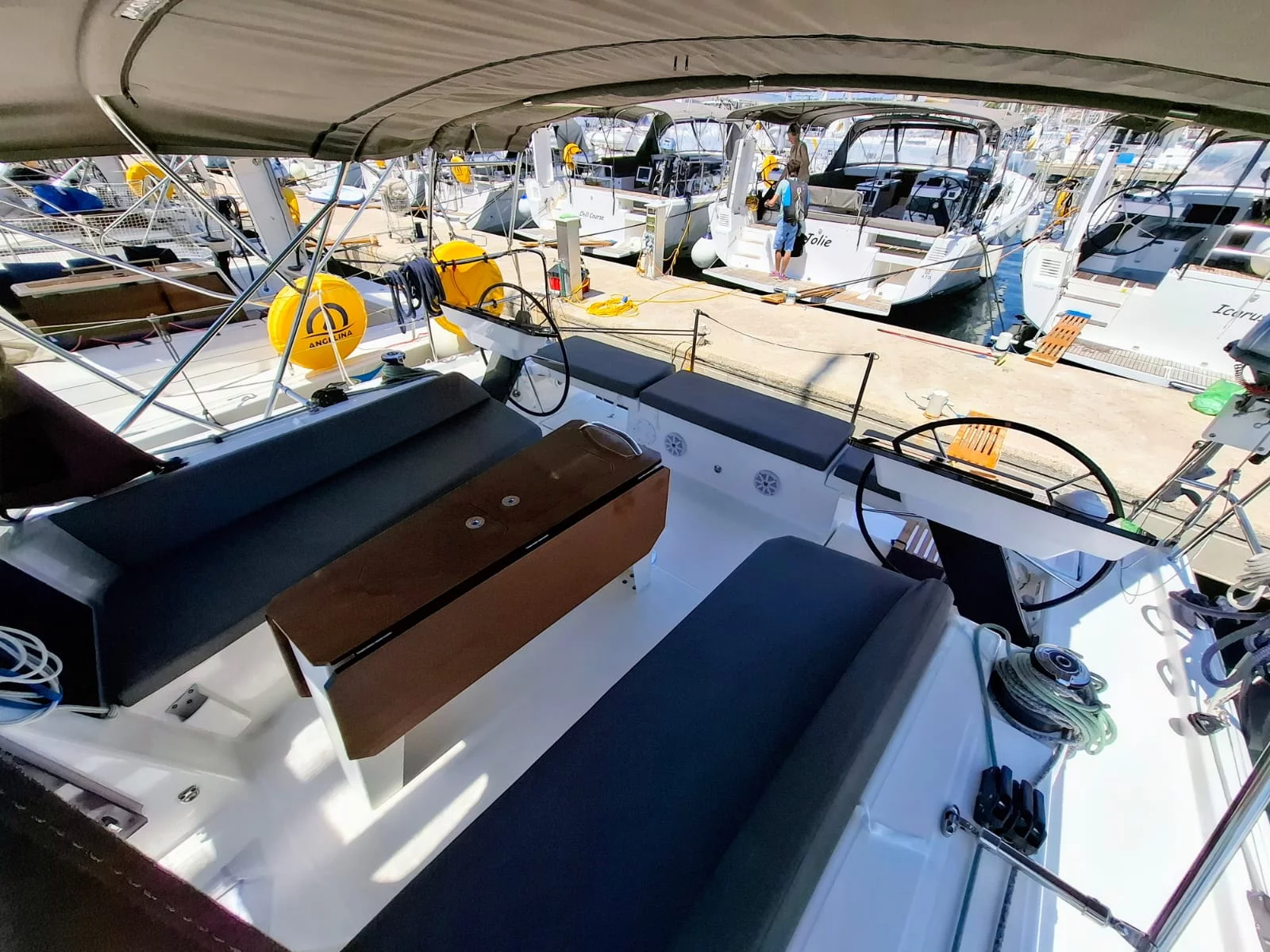 Dufour 41 - 3 cab. (No Worries)  - 7