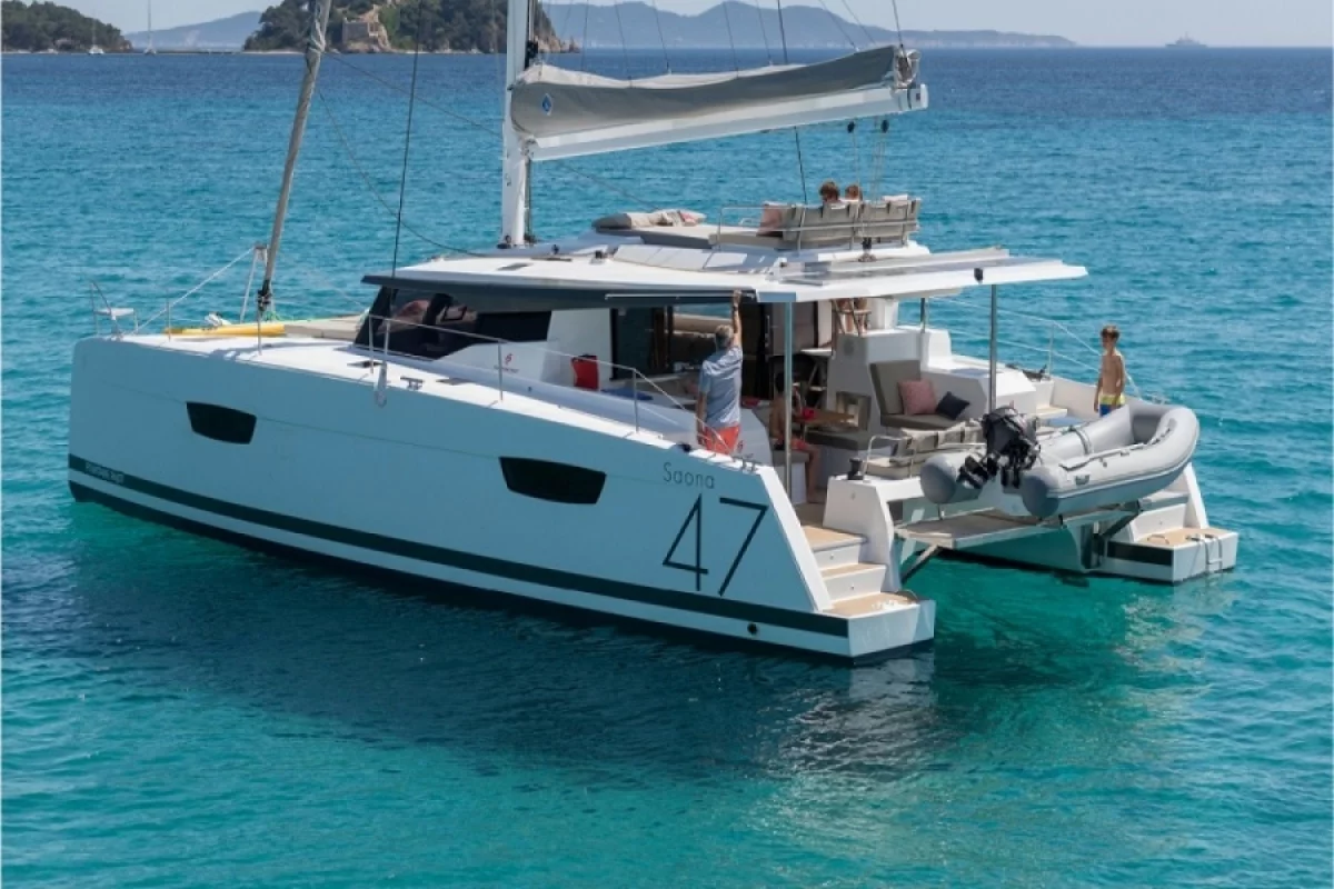 Fountaine Pajot Saona 47 Quintet - 5 + 1 cab. (Red Rose)  - 4