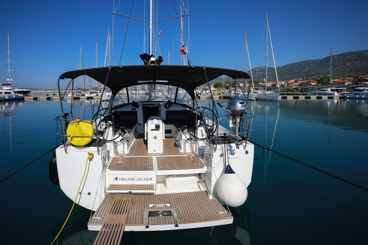 Photo #1 - Sun Odyssey 440 - 3 cab. (Dreamcatcher) in Kastela - 39370