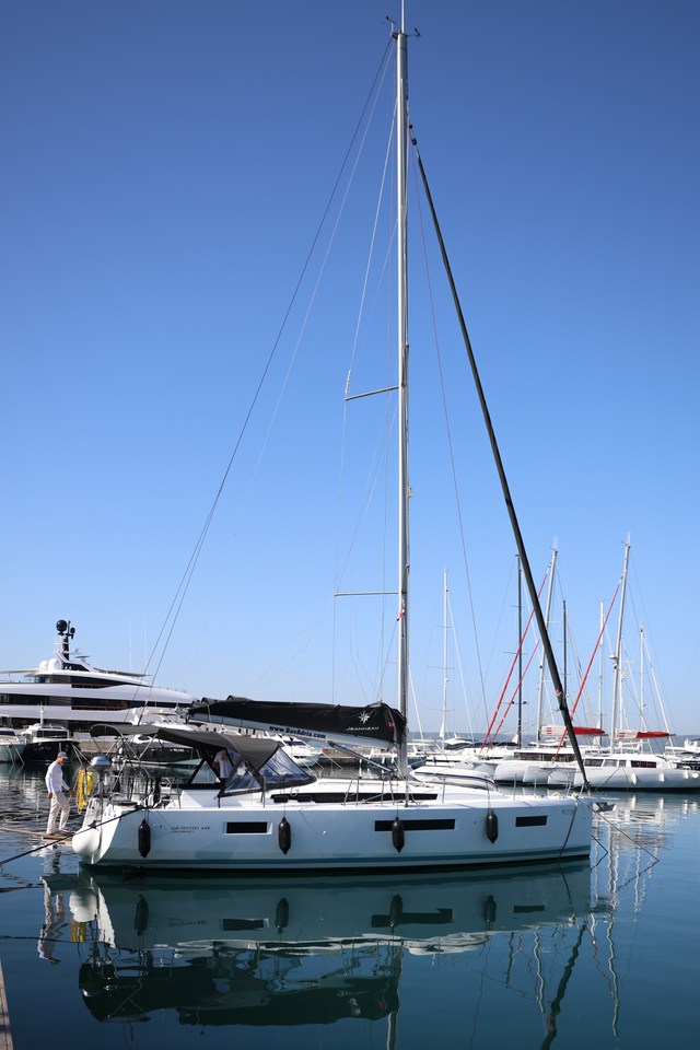 Photo #16 - Sun Odyssey 440 - 3 cab. (Dreamcatcher) in Kastela - 39370
