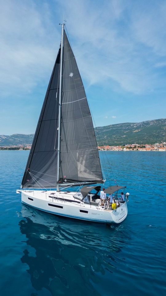 Photo #3 - Sun Odyssey 440 - 3 cab. (Dreamcatcher) in Kastela - 39370