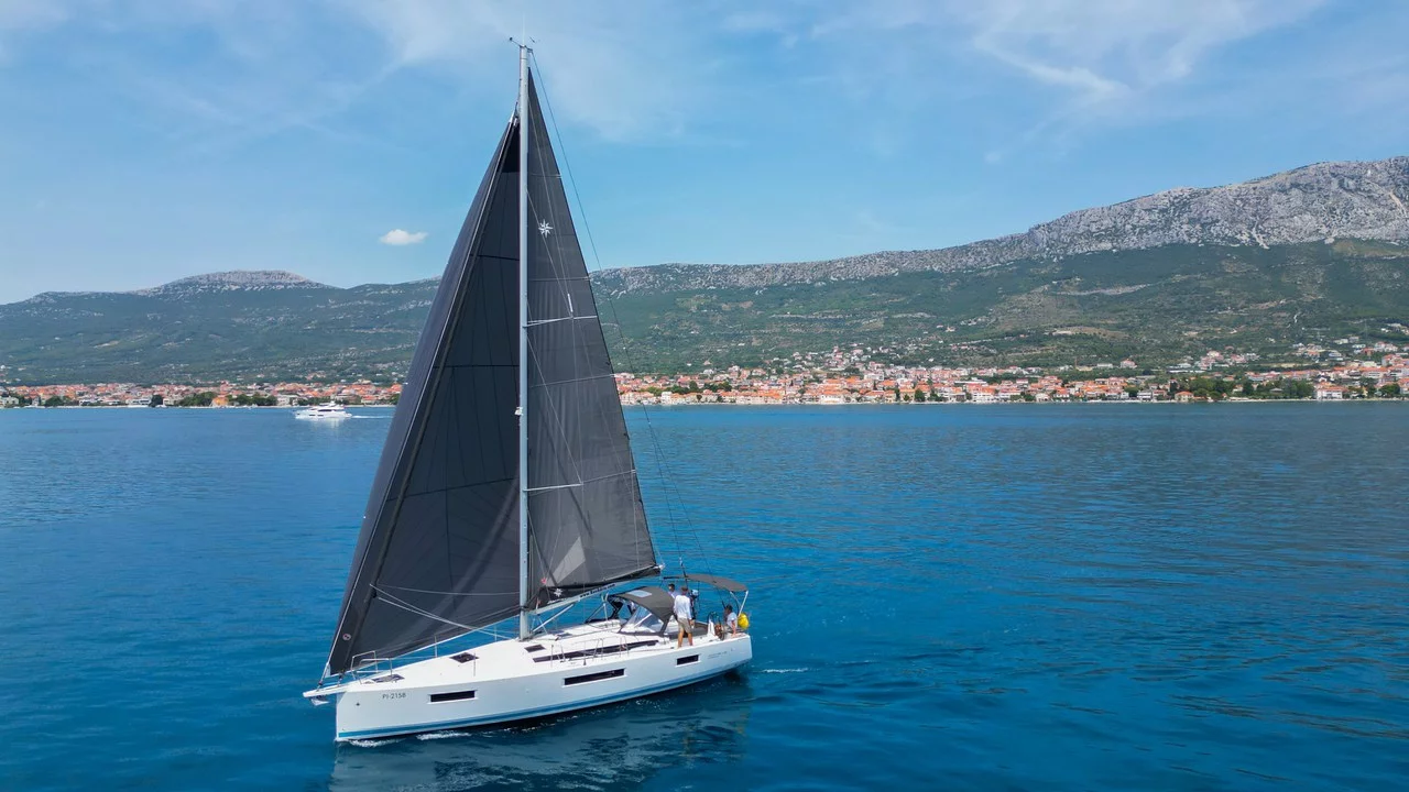 Sun Odyssey 440 - 3 cab. (Dreamcatcher)  - 3