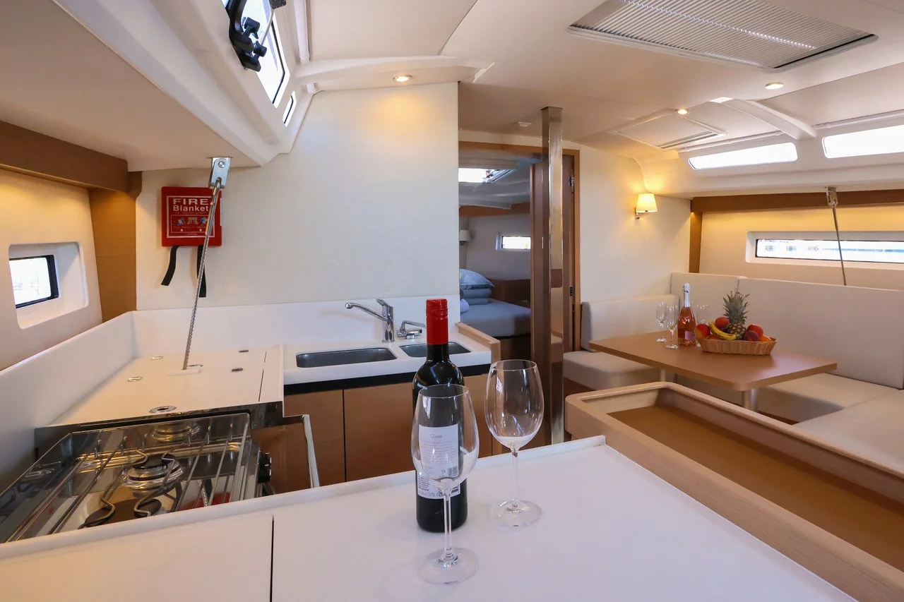 Sun Odyssey 440 - 3 cab. (Dreamcatcher)  - 6