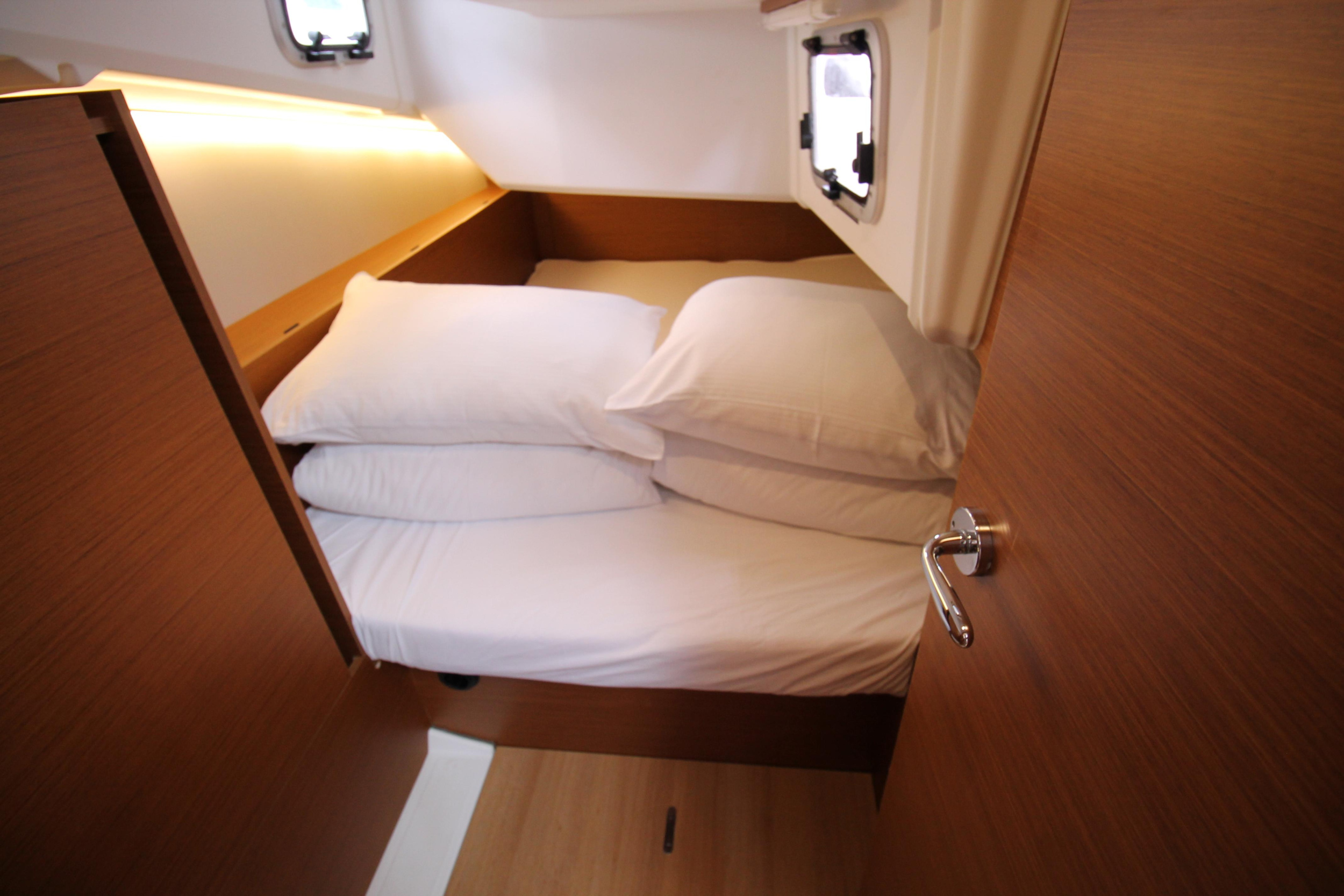 Photo #12 - Sun Odyssey 380 (Aurora) in Biograd - 39371