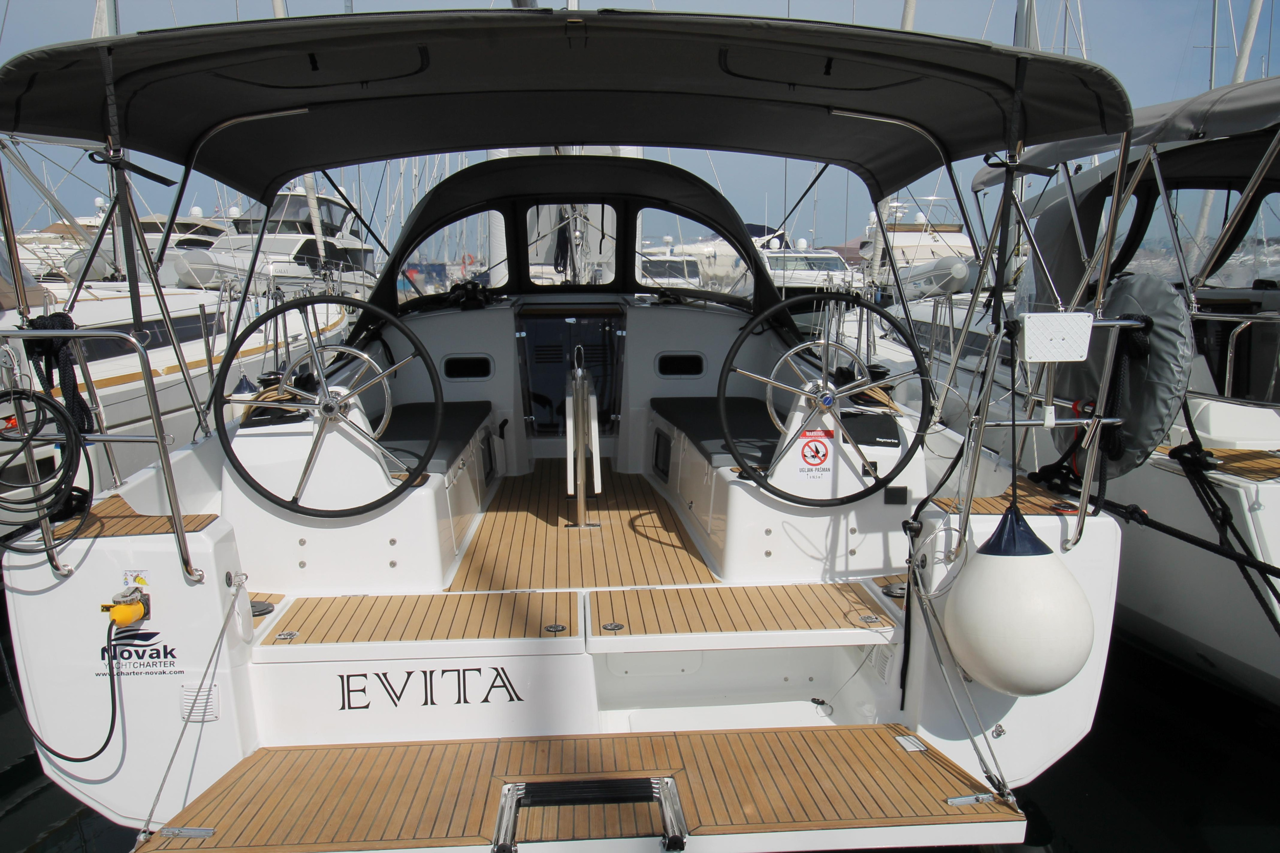 Photo #1 - Sun Odyssey 380 (Evita) in Biograd - 39372