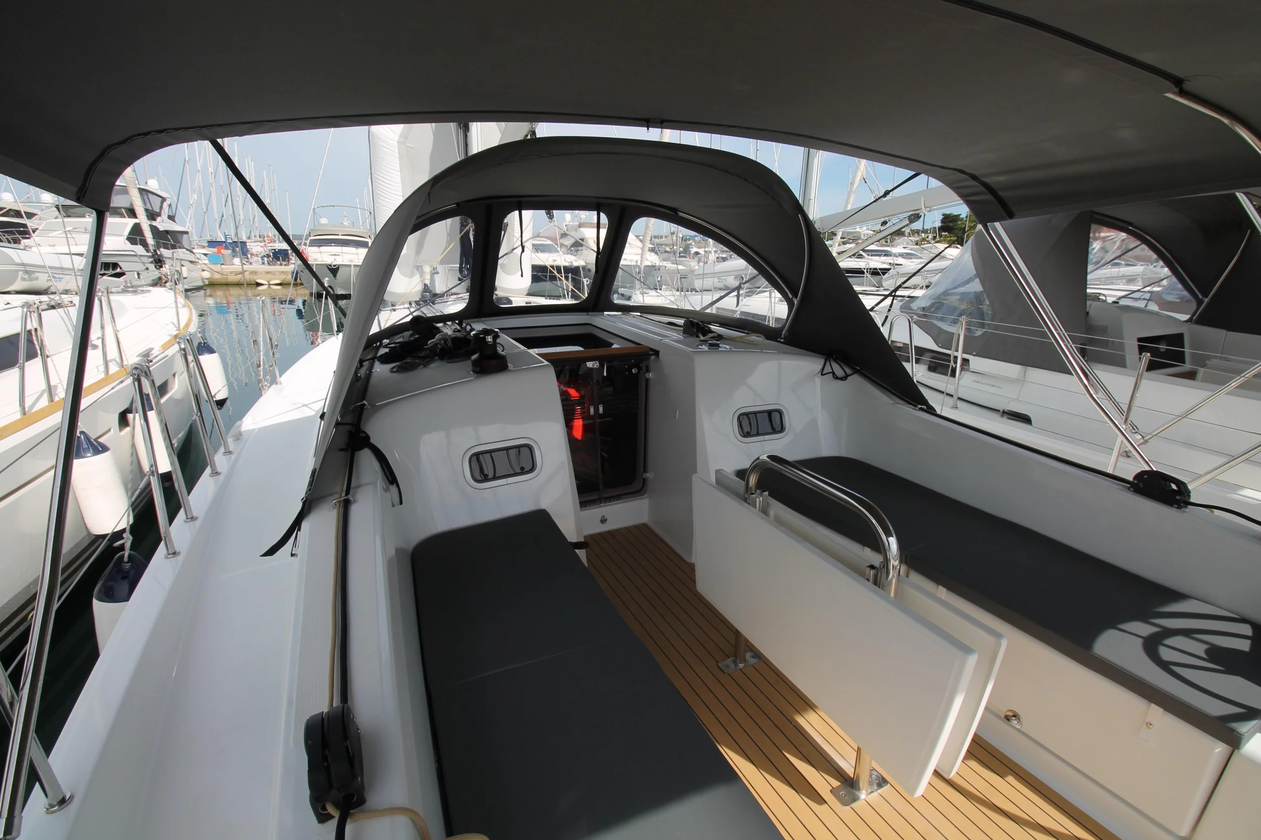 Sun Odyssey 380 (Evita)  - 2