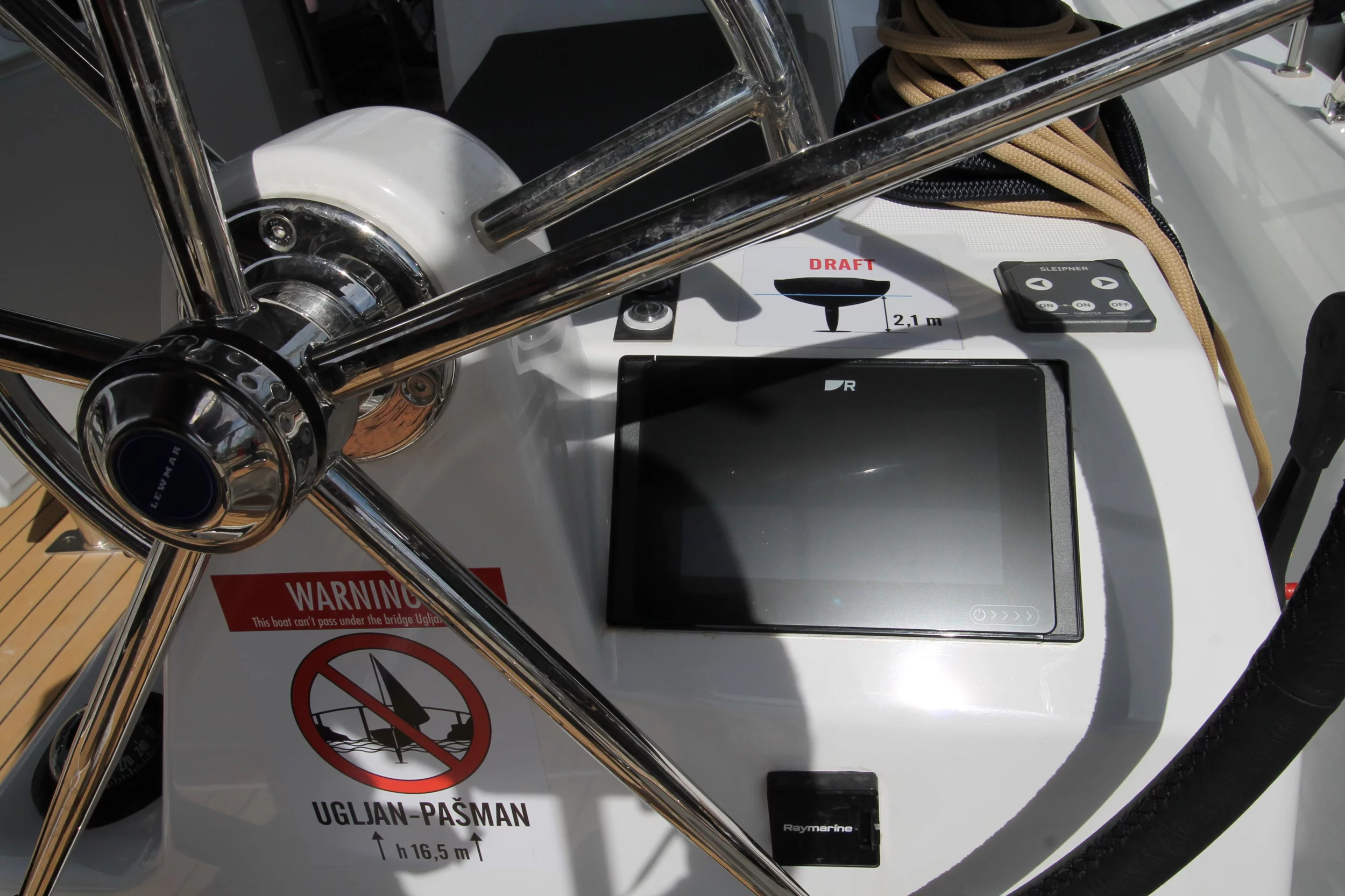 Sun Odyssey 380 (Evita)  - 8