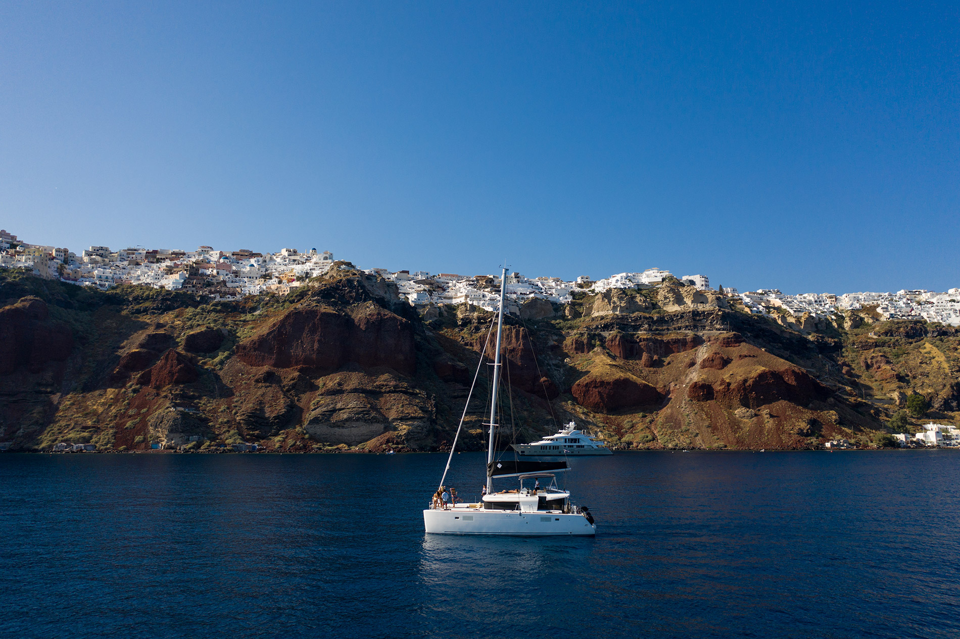 Photo #3 - Lagoon 450 F - 4 + 1 cab. (Madicon) in Santorini - 39373