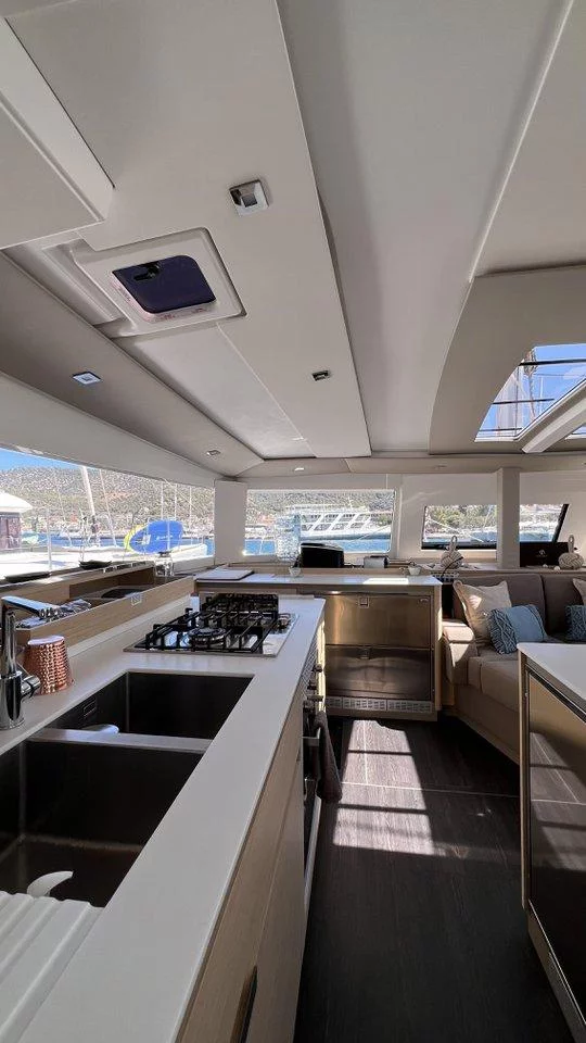 Fountaine Pajot Aura 51 - 6 cab (Three Dee)  - 14