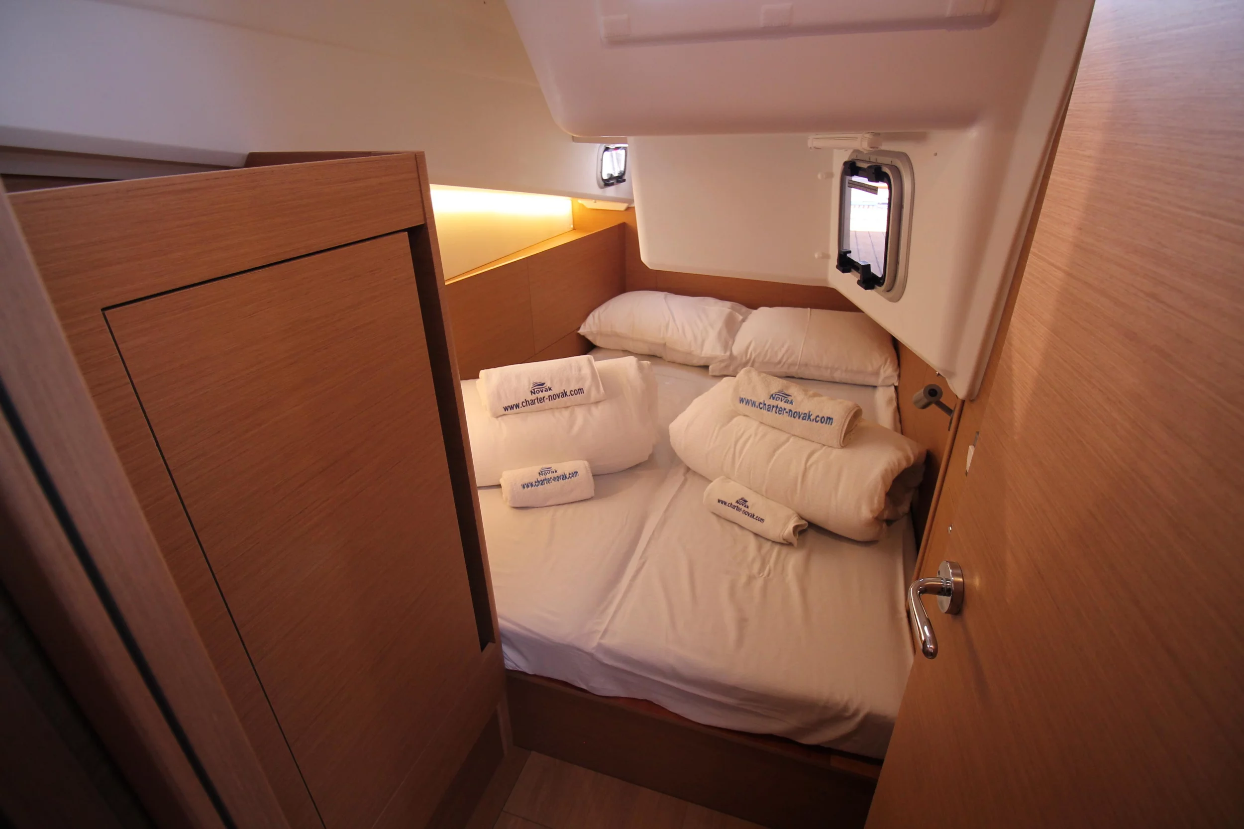 Sun Odyssey 410 - 3 cab. (Bona Res)  - 19