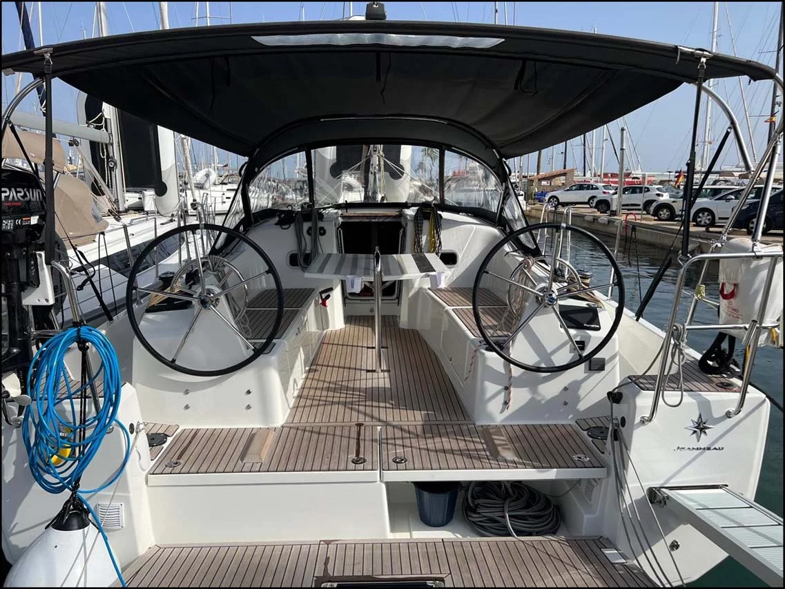 Sun Odyssey 380 (Golden eye)  - 0