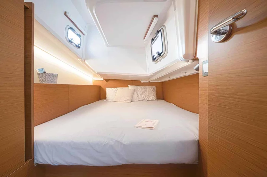 Sun Odyssey 380 (Golden eye)  - 6