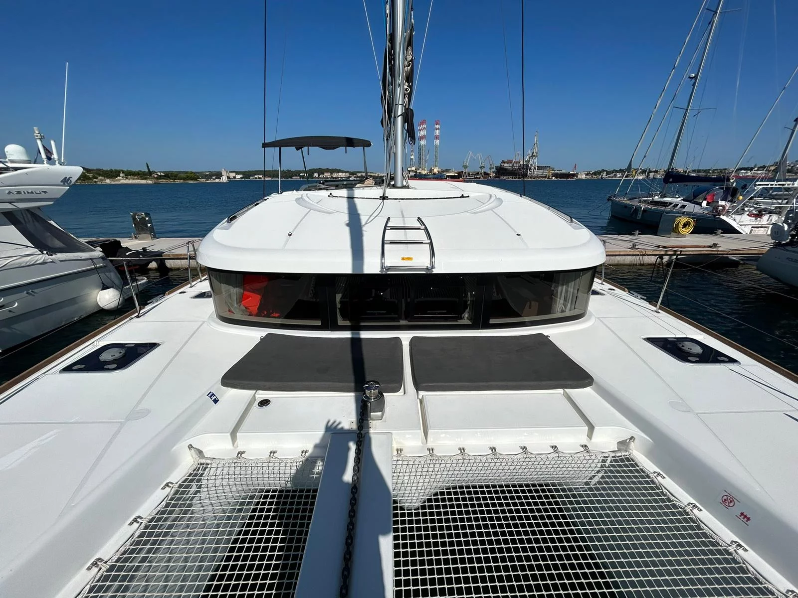 Lagoon 40 - 4 + 2 cab (Sunlight)  - 15