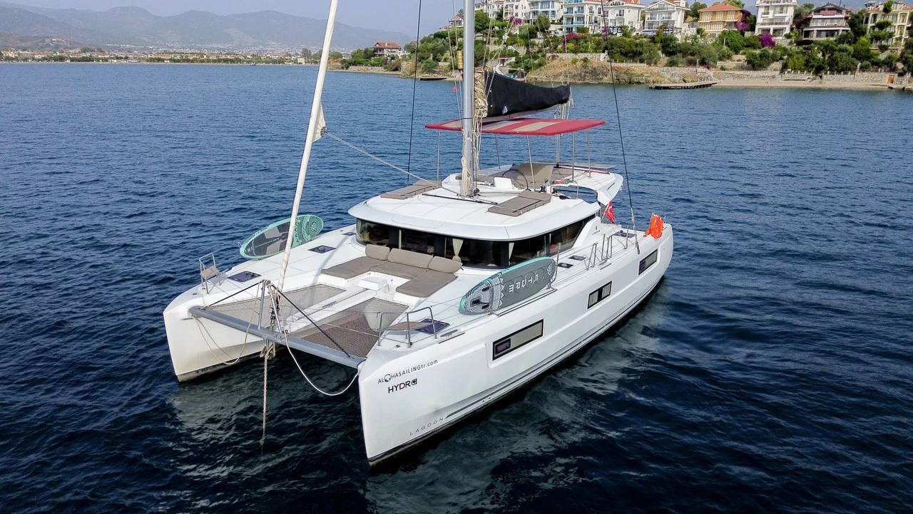 Lagoon 46 - 4 + 1 cab. (Hydra)  - 0