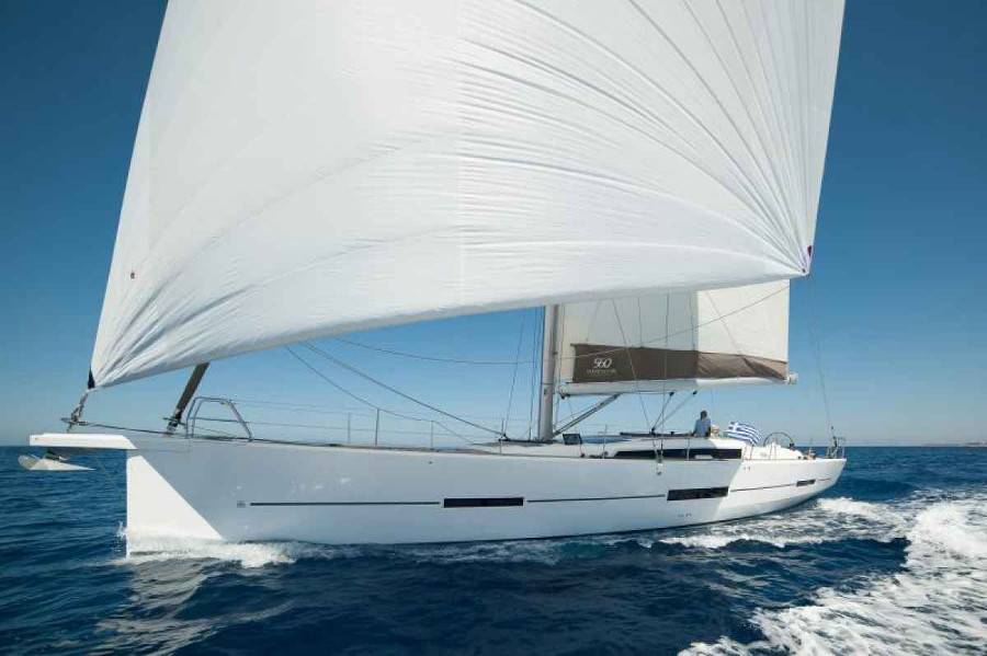 Photo #1 - Dufour 560 GL - 5 + 1 cab. (Captain Leo) in Mykonos - 39432