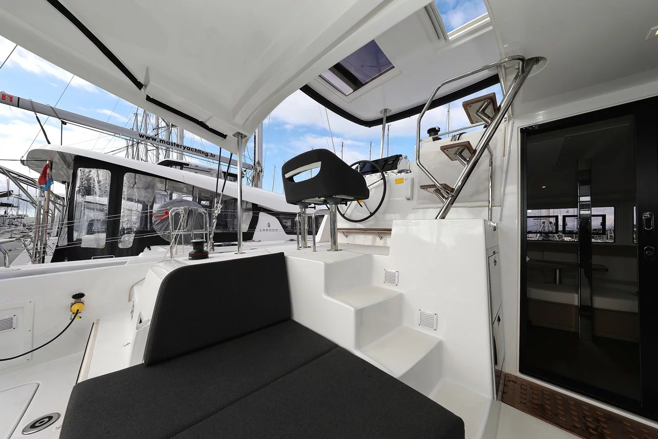 Lagoon 42 - 4 + 2 cab. (Zara)  - 6