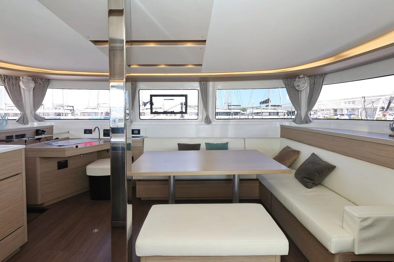 Lagoon 46 - 4 + 2 cab. (Ship Happens)  - 12