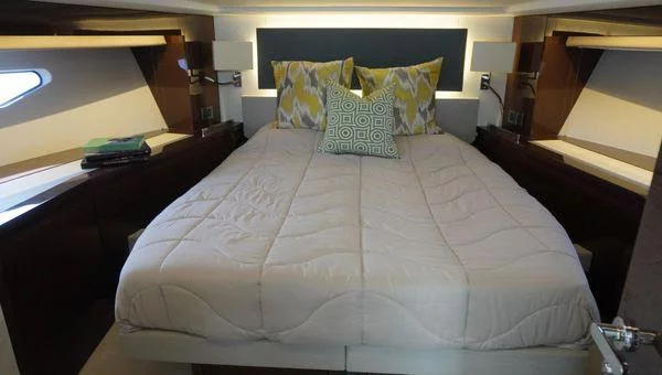 Prestige 590 Flybridge - 3 + 1 cab. (La Dolce Vita II)  - 11