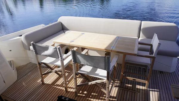 Prestige 590 Flybridge - 3 + 1 cab. (La Dolce Vita II)  - 16