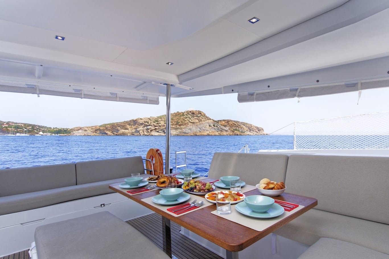 Photo #6 - Fountaine Pajot Tanna 47 - 5 + 1 cab. (Helidoni) in Volos - 39490