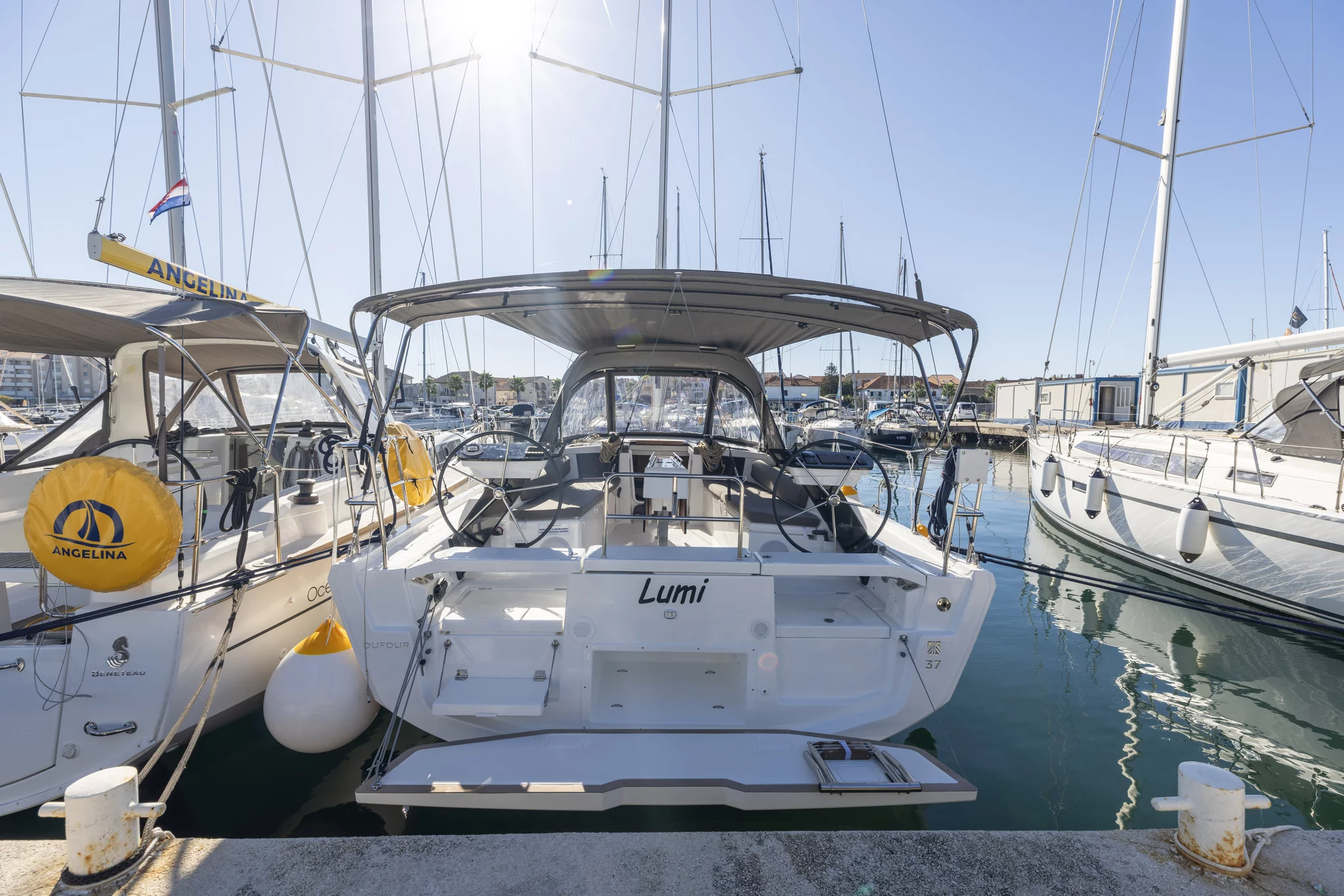 Dufour 37 - 3 cab. (Lumi)  - 2