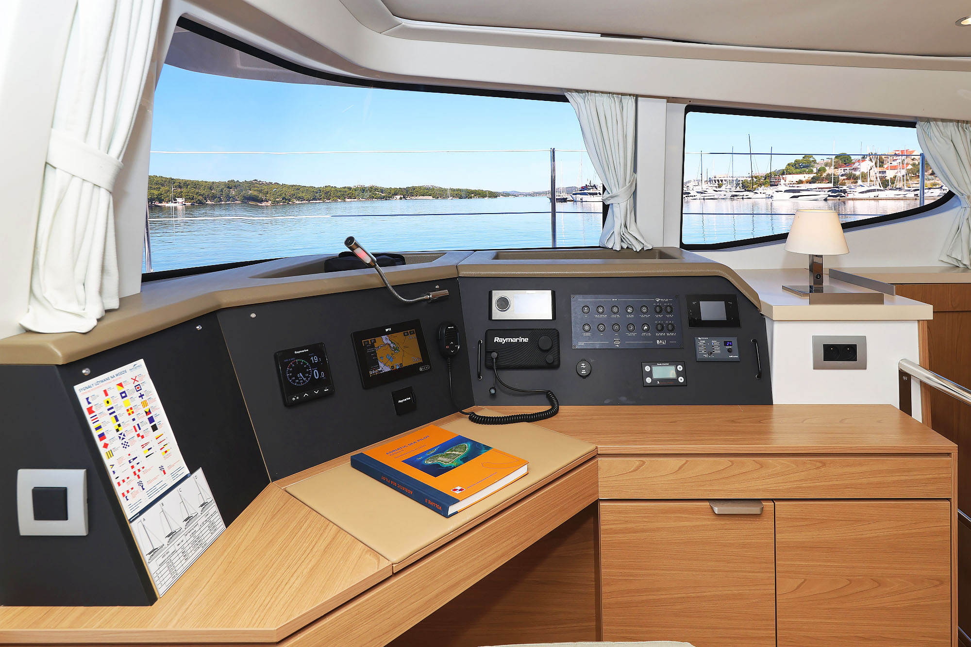 Bali 4.4 - 4 + 1 cab. — photo 29
