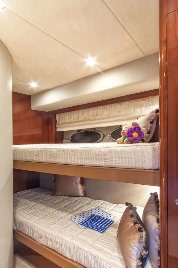 Photo #16 - Princess 62 (Sassy) in Podstrana - 39501