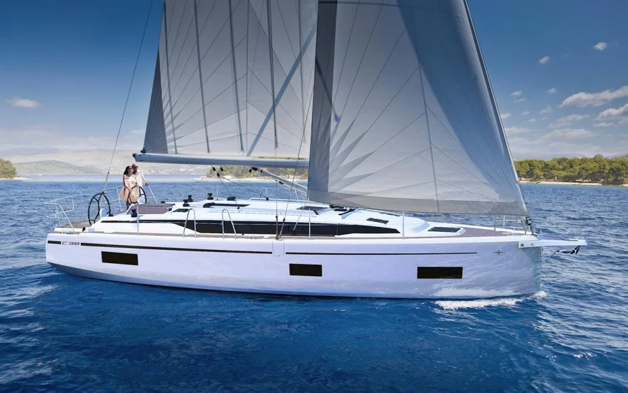 Bavaria C38 (Euphoria)  - 4