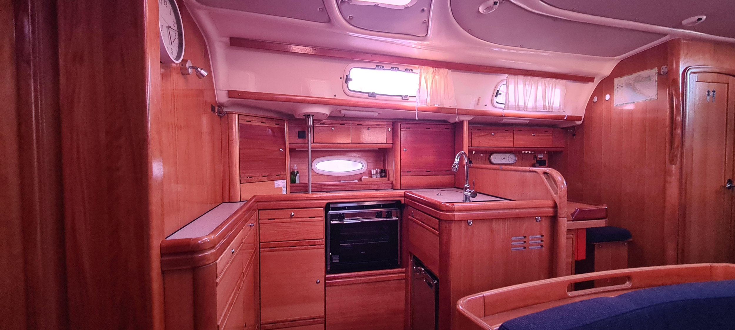 Bavaria 50 Cruiser — photo 10