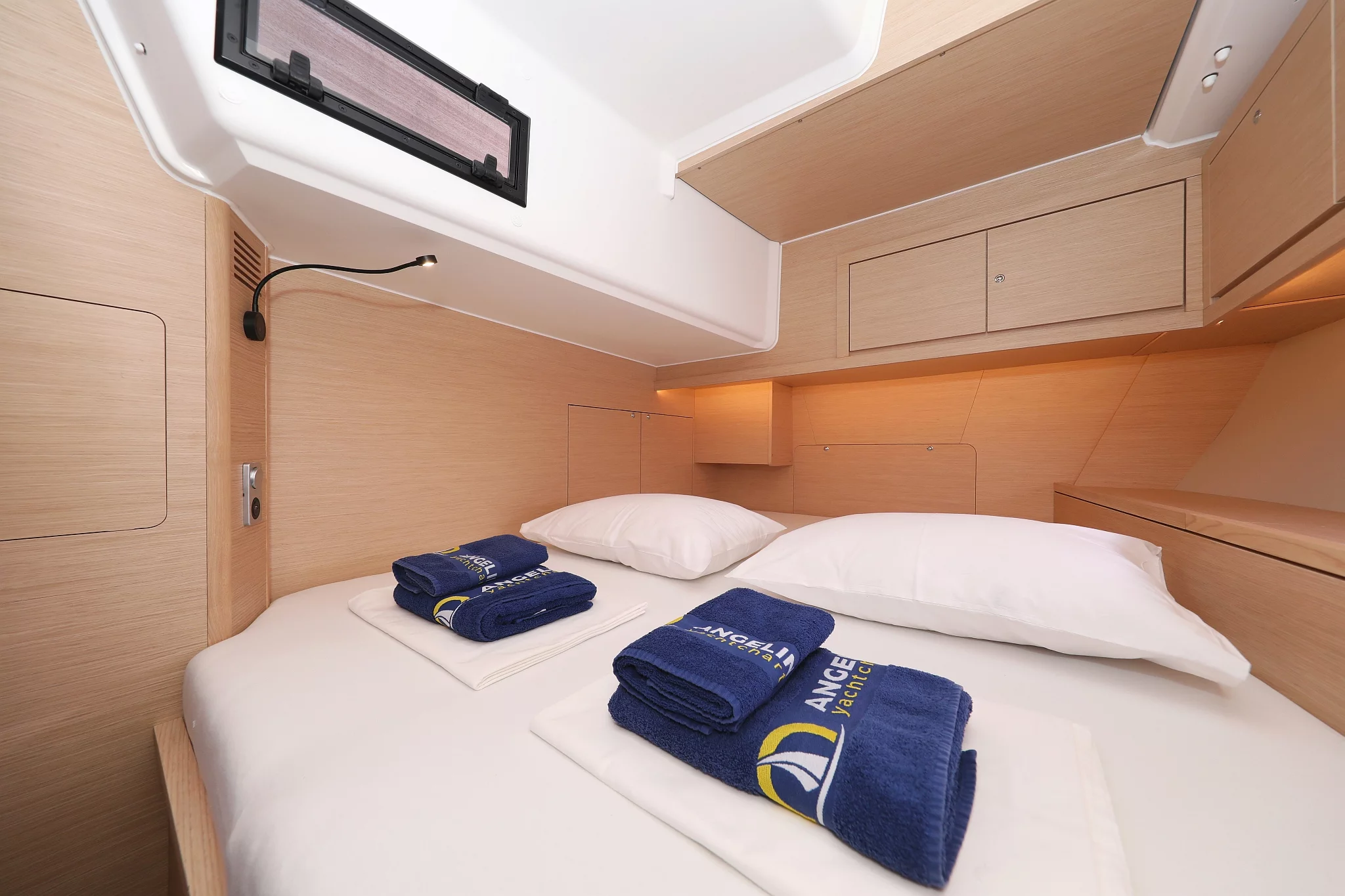 Dufour 470 - 5 cab. (Sea Breeze)  - 26