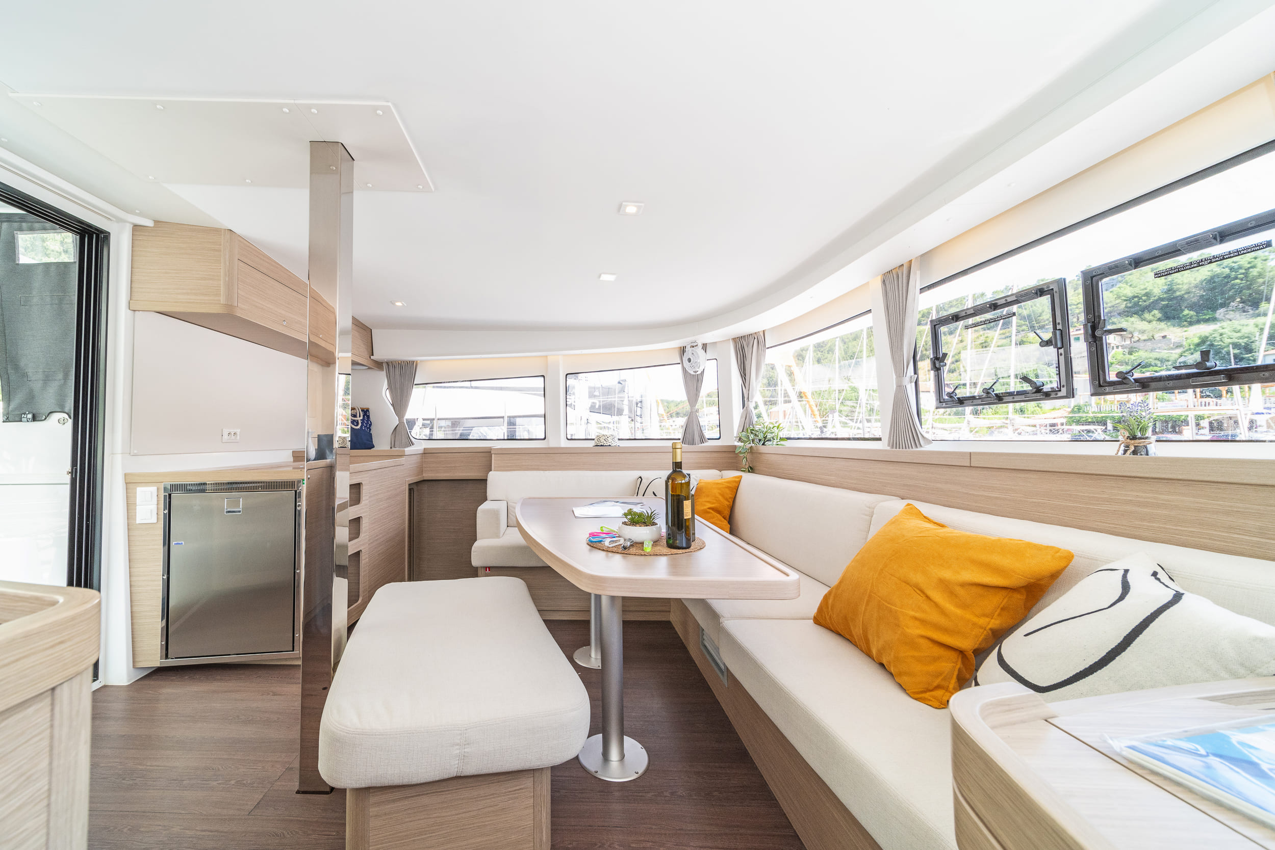 Lagoon 42 - 4 + 2 cab. — photo 15