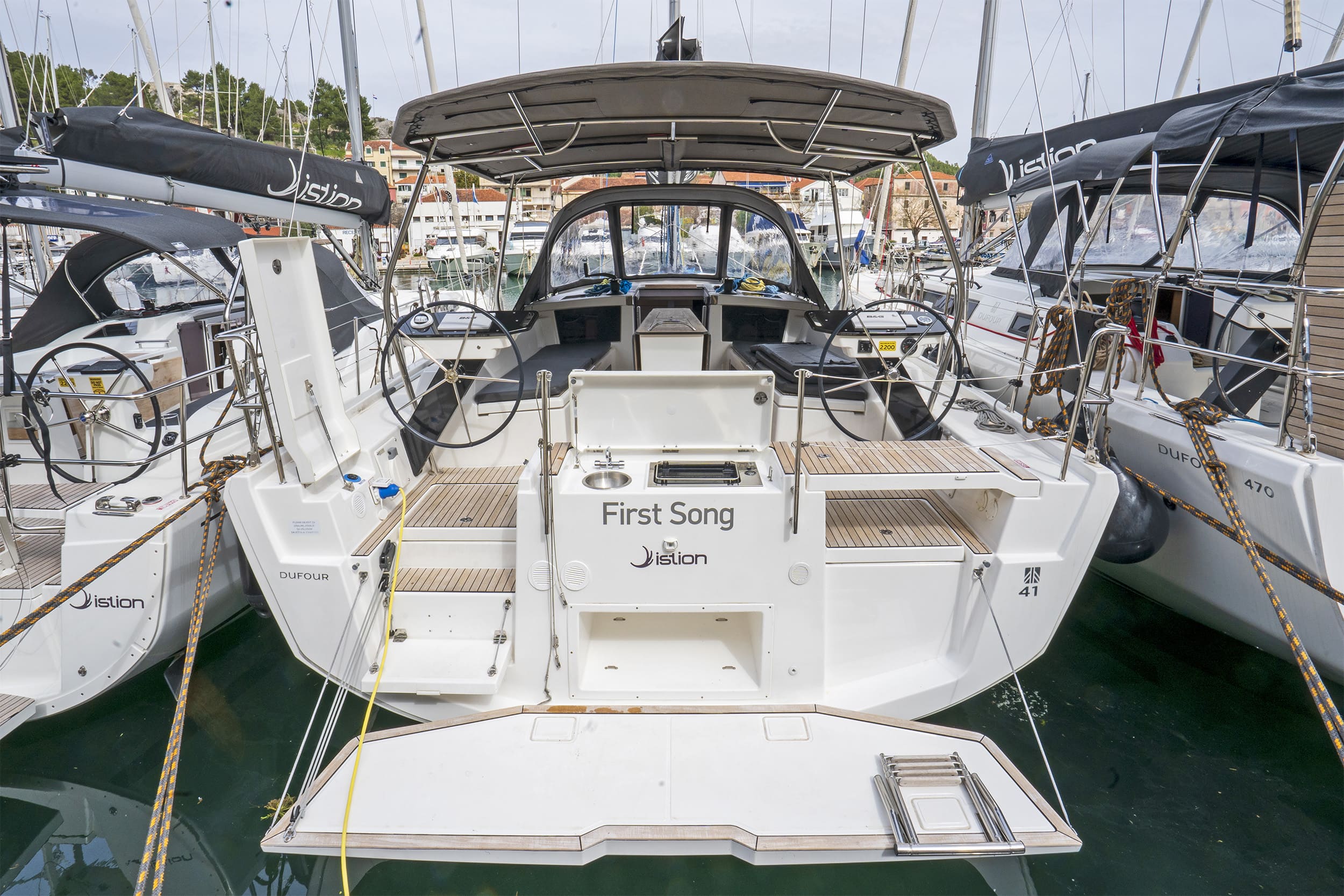 Dufour 41 - 3 cab. — photo 6