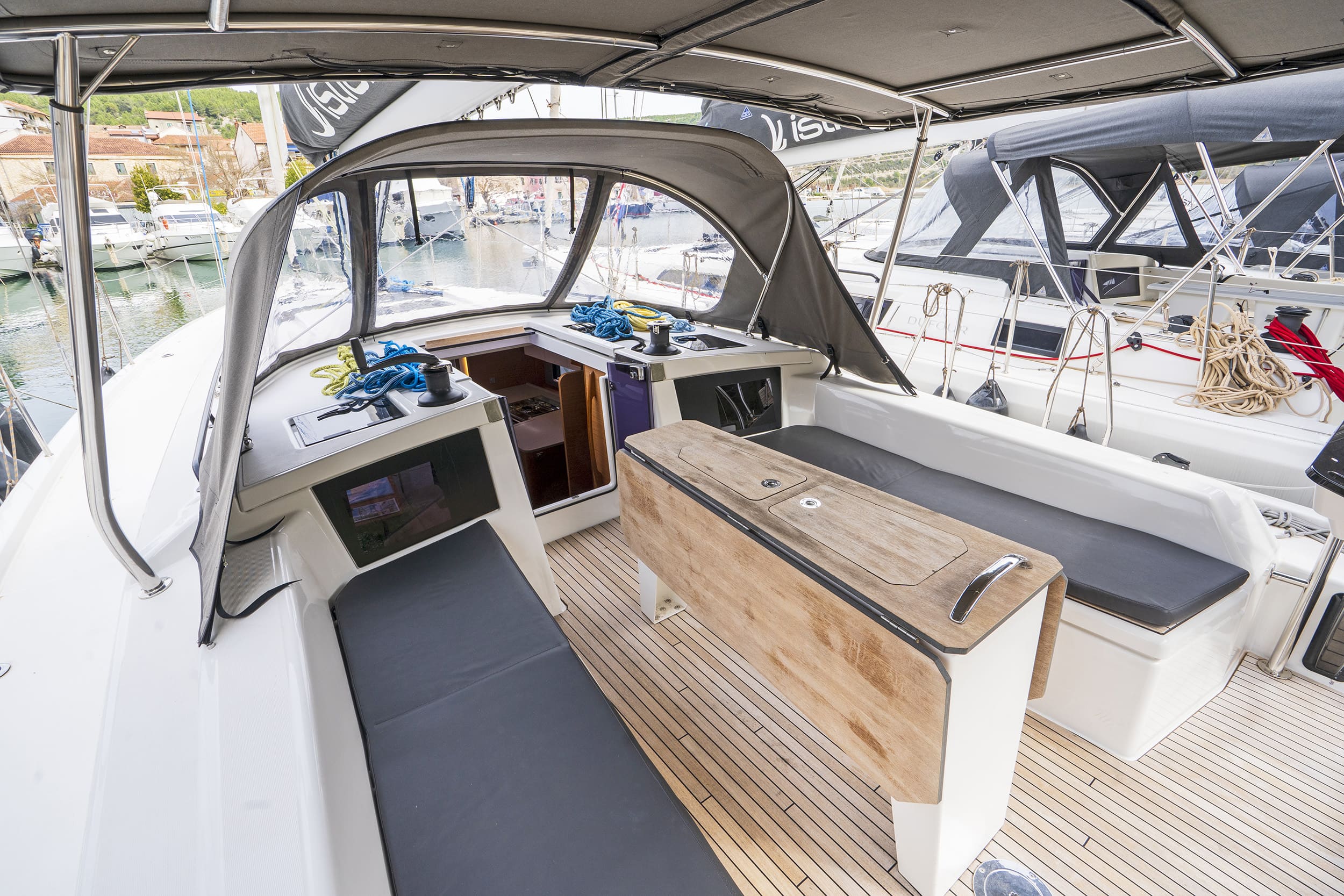 Dufour 41 - 3 cab. — photo 7