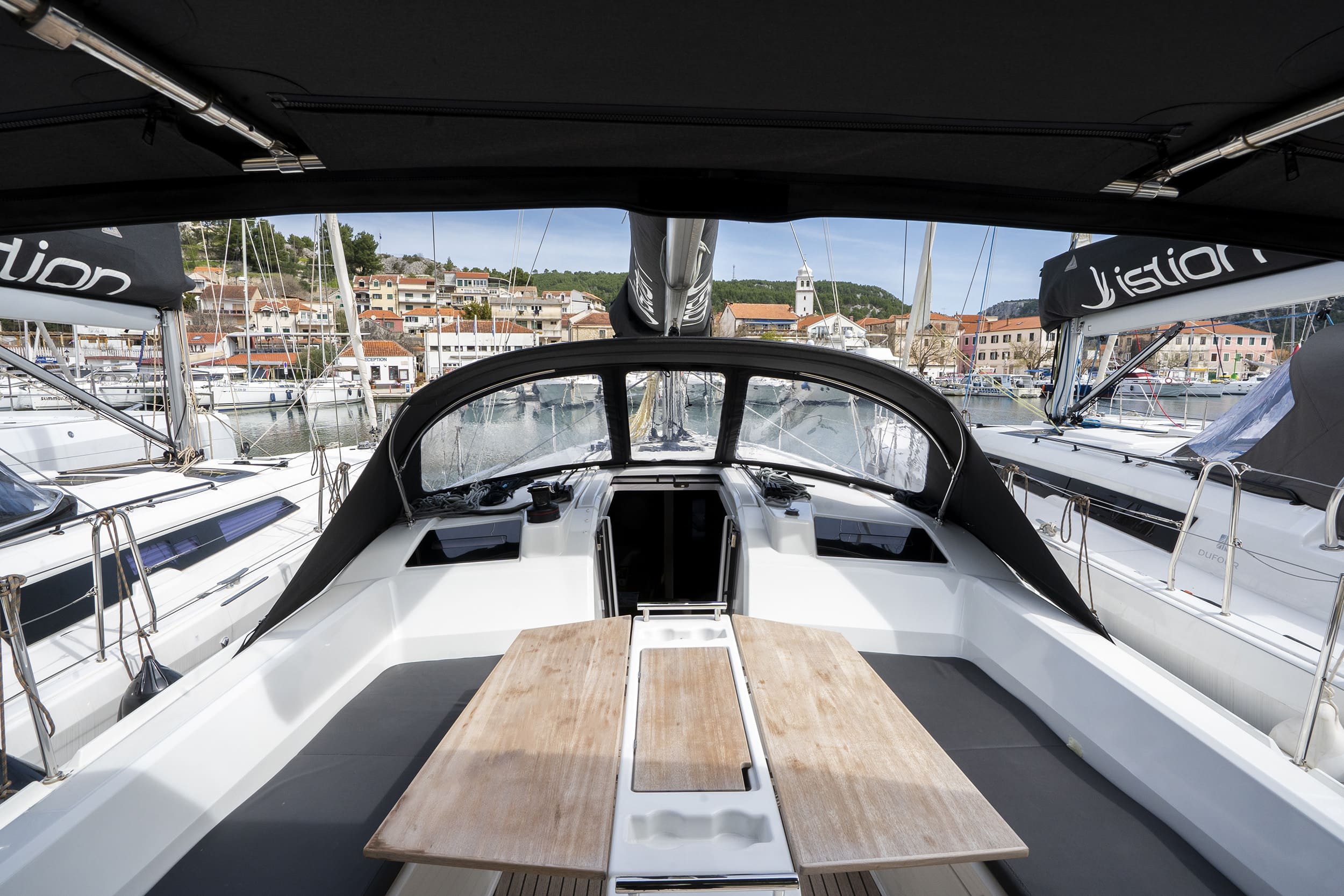Oceanis 37.1 — photo 10