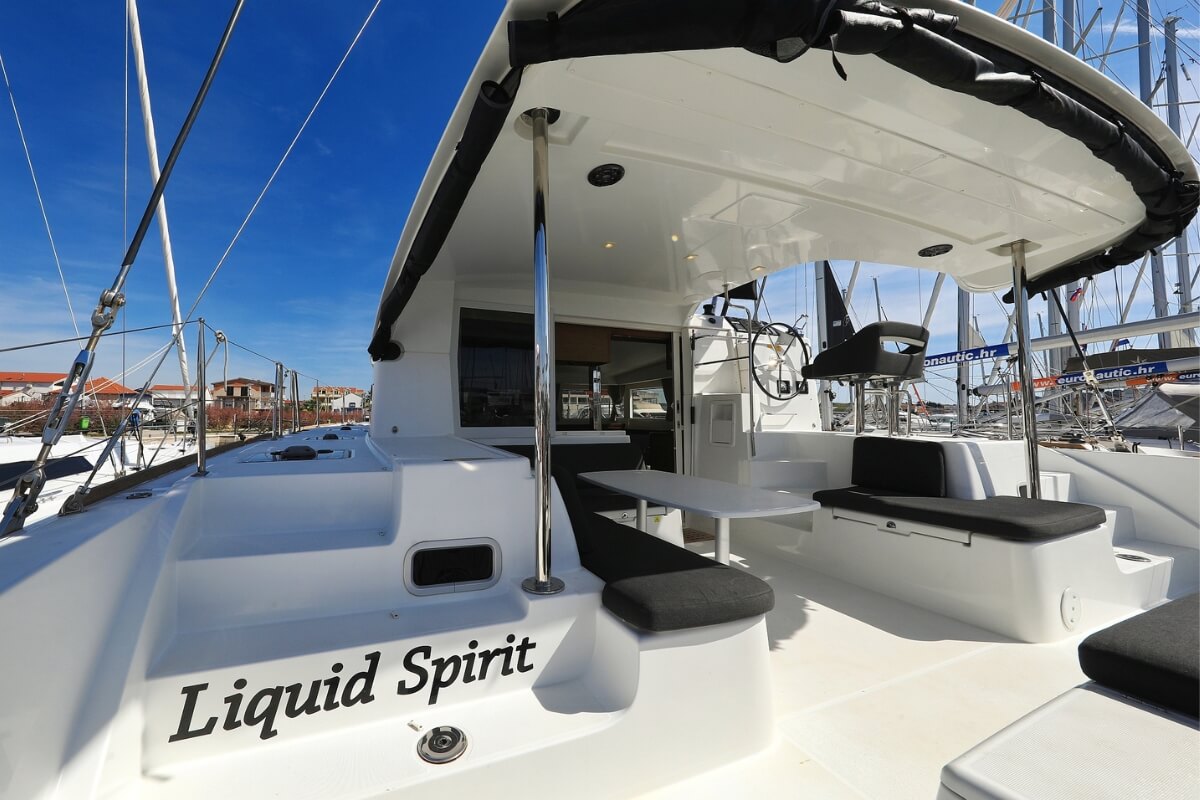Photo #3 - Lagoon 40 - 4 + 2 cab (Liquid Spirit) in Pirovac - 39546