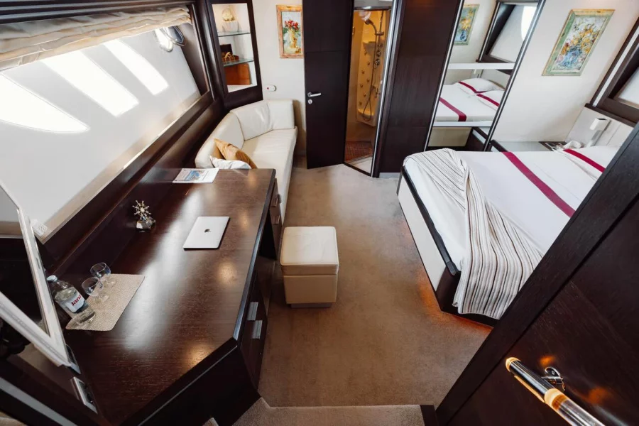 Dominator 62 S (Discovery)  - 13